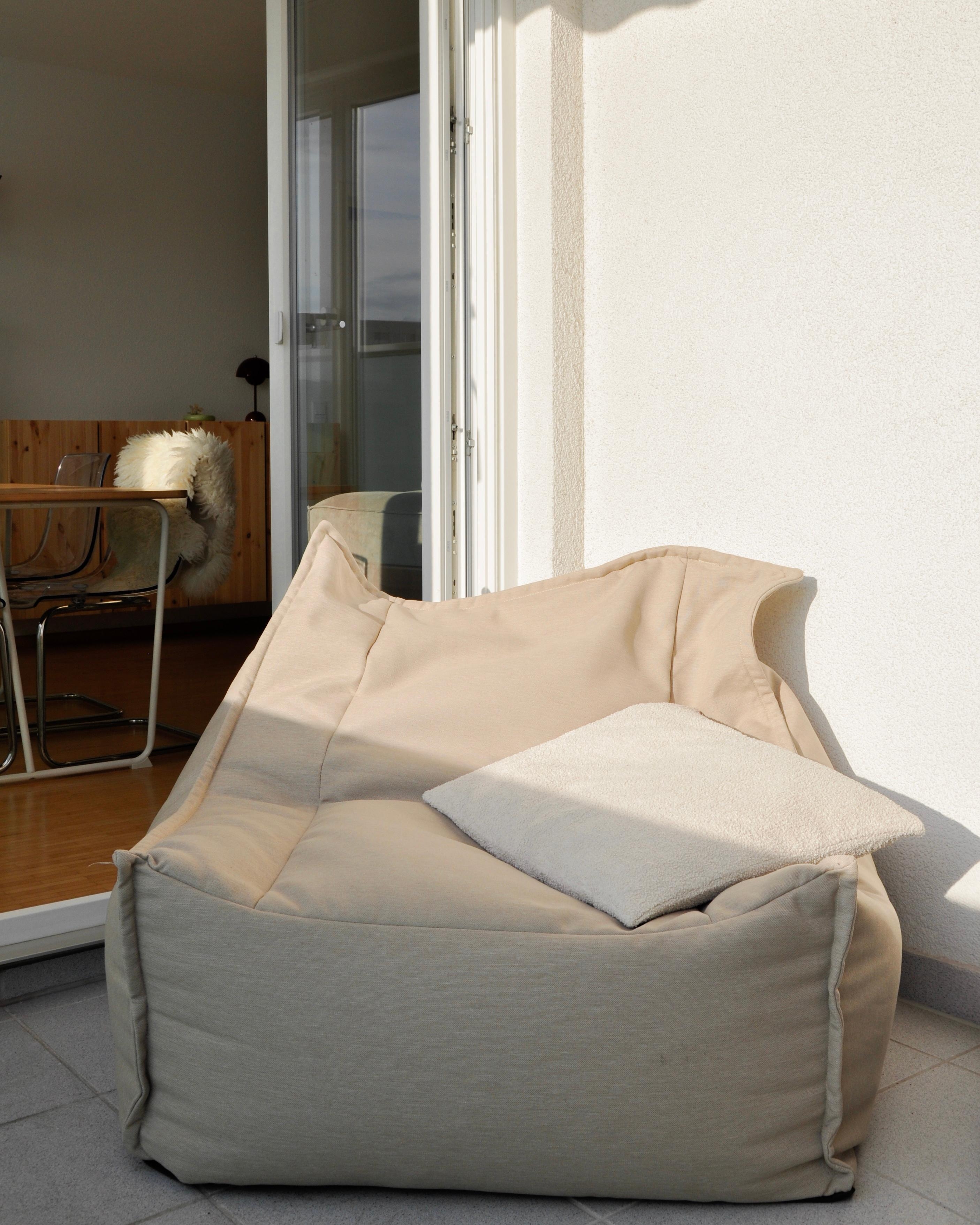 Happy Sunday 🌞 
#sitzsack #outdoor #balkon #scandihome