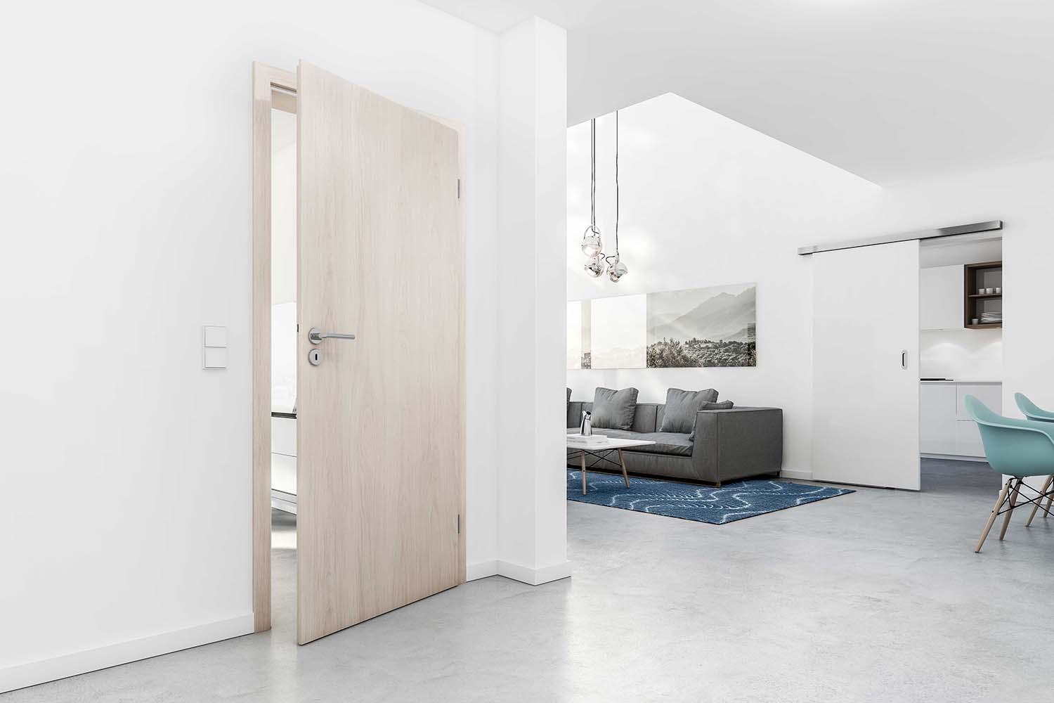 Helle Holztür im Wohn- und Küchenbereich #tür ©HUGA Holztüren
