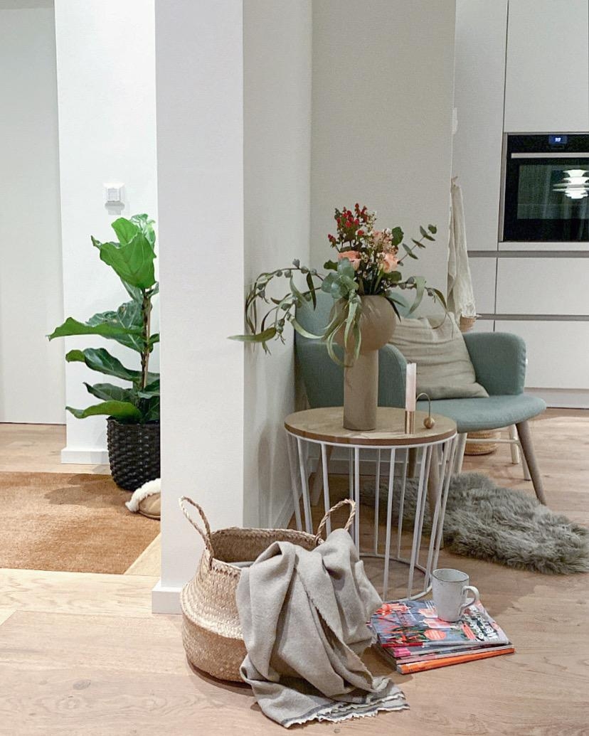 Hello from this cozy corner 🧡
#interior#cozyautumn#pflanzenliebe#hygge#couchliebt