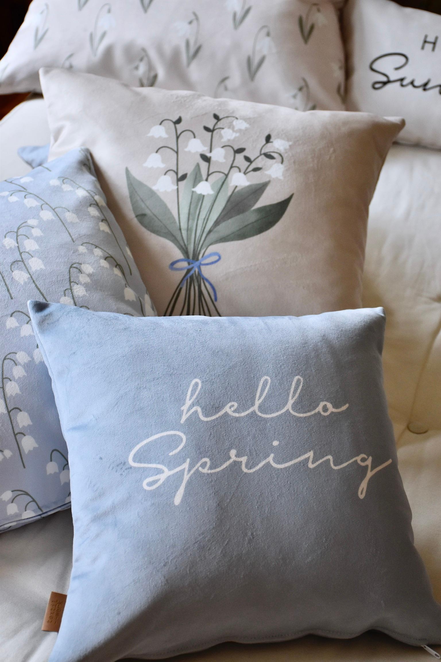 Hello Spring #frühling #kissen #couch