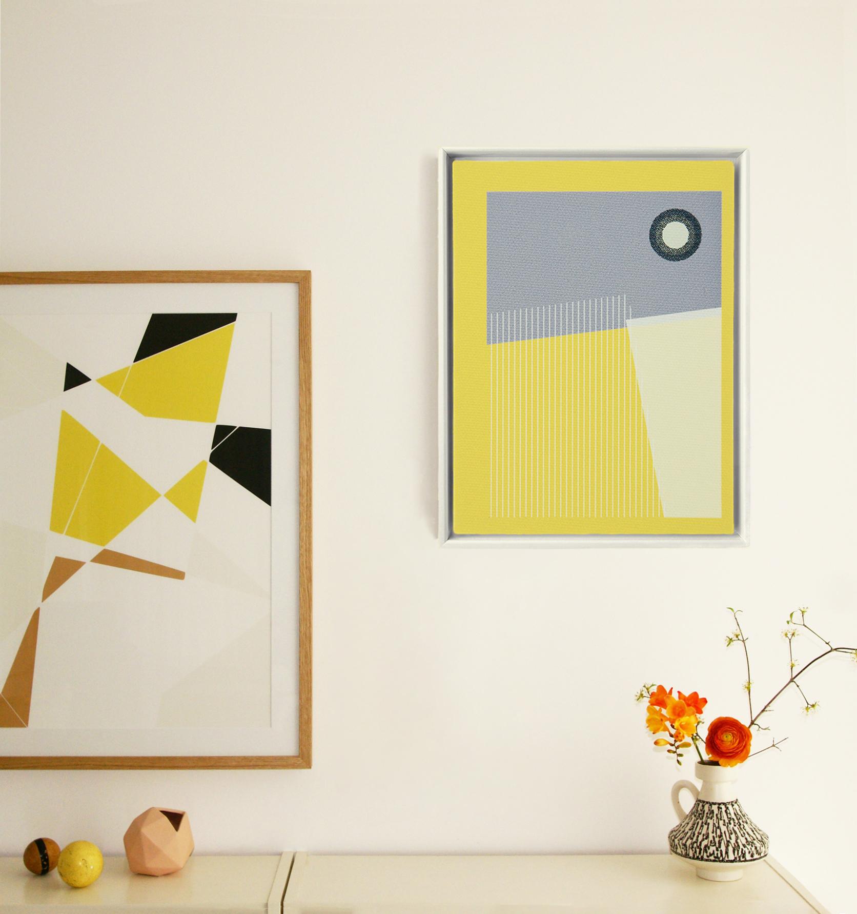 Hello Yellow! Kunstdrucke "Tjelle" und "Joke" von VINTA SERIES #minimalismus #minimalistisch #bilder #bilderwand #bildaufhängen #bildanordnen ©VINTA SERIES