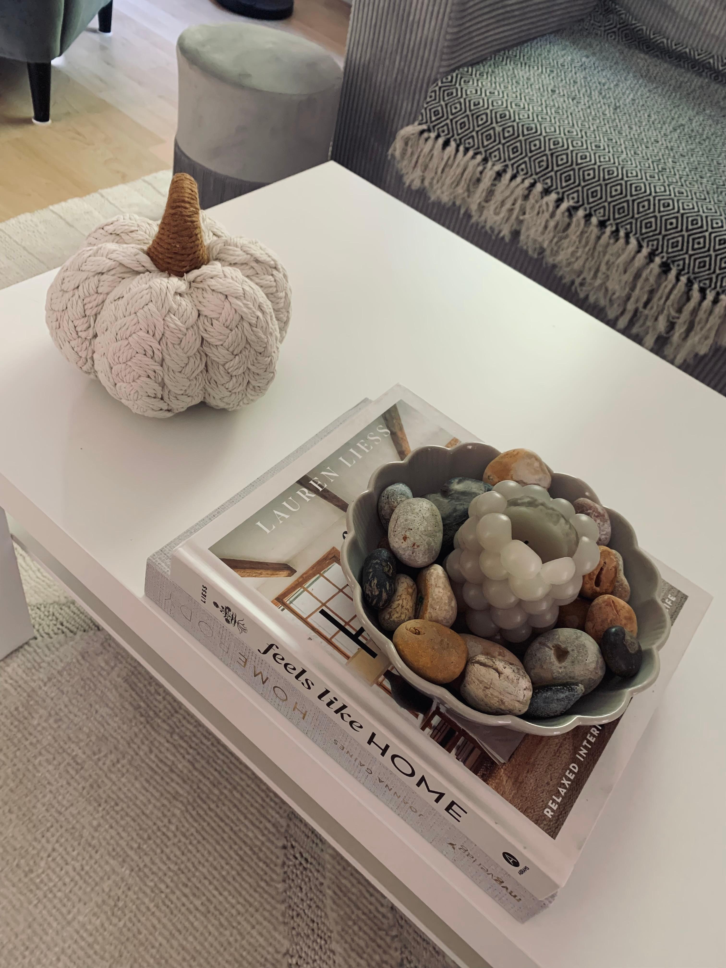 Herbst
#Kürbis #Wohnzimmer #Coffeetablebooks