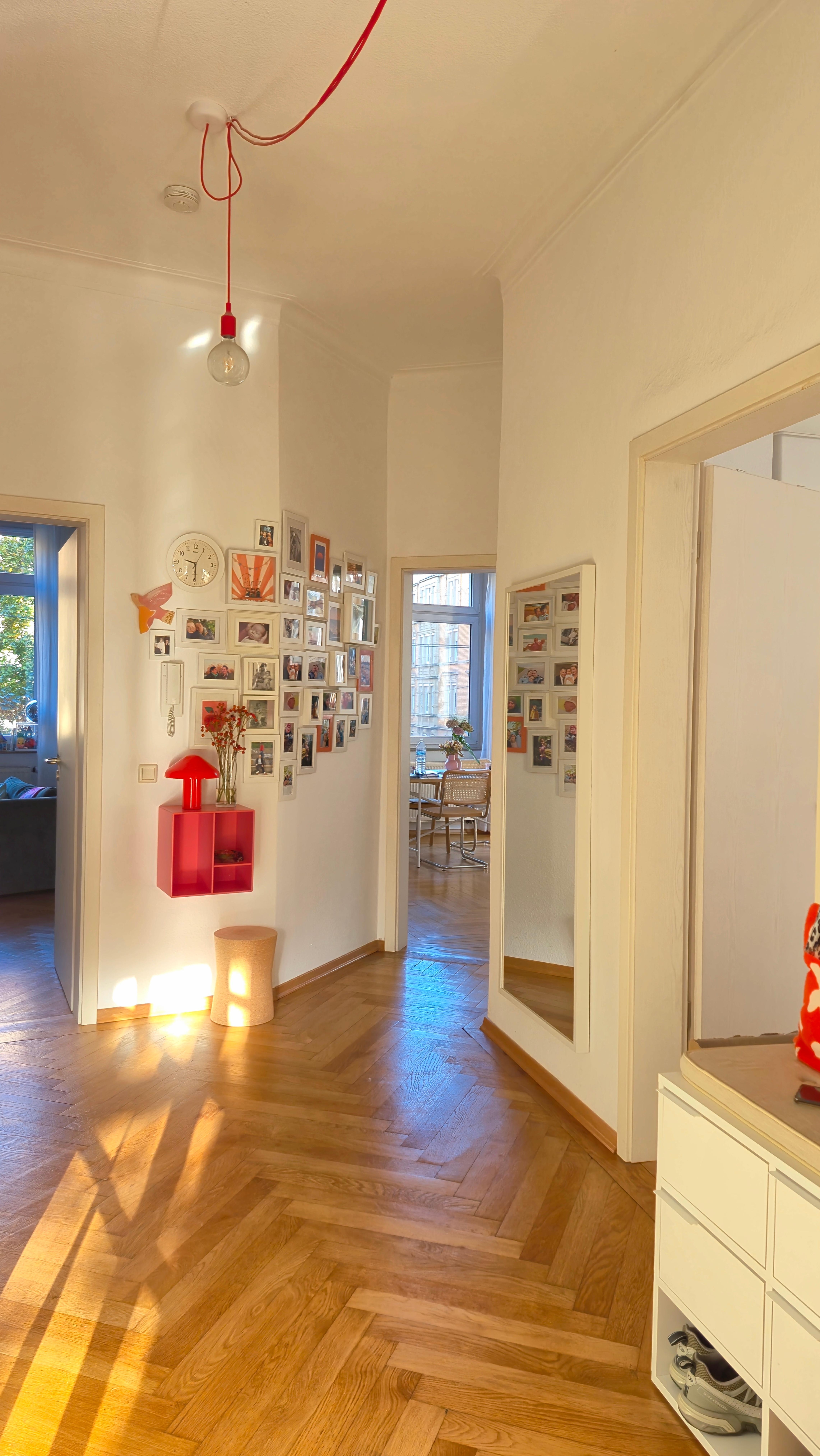 Herbstlicht ♡

#Altbau 
#Flur
#entree
#Montana 
