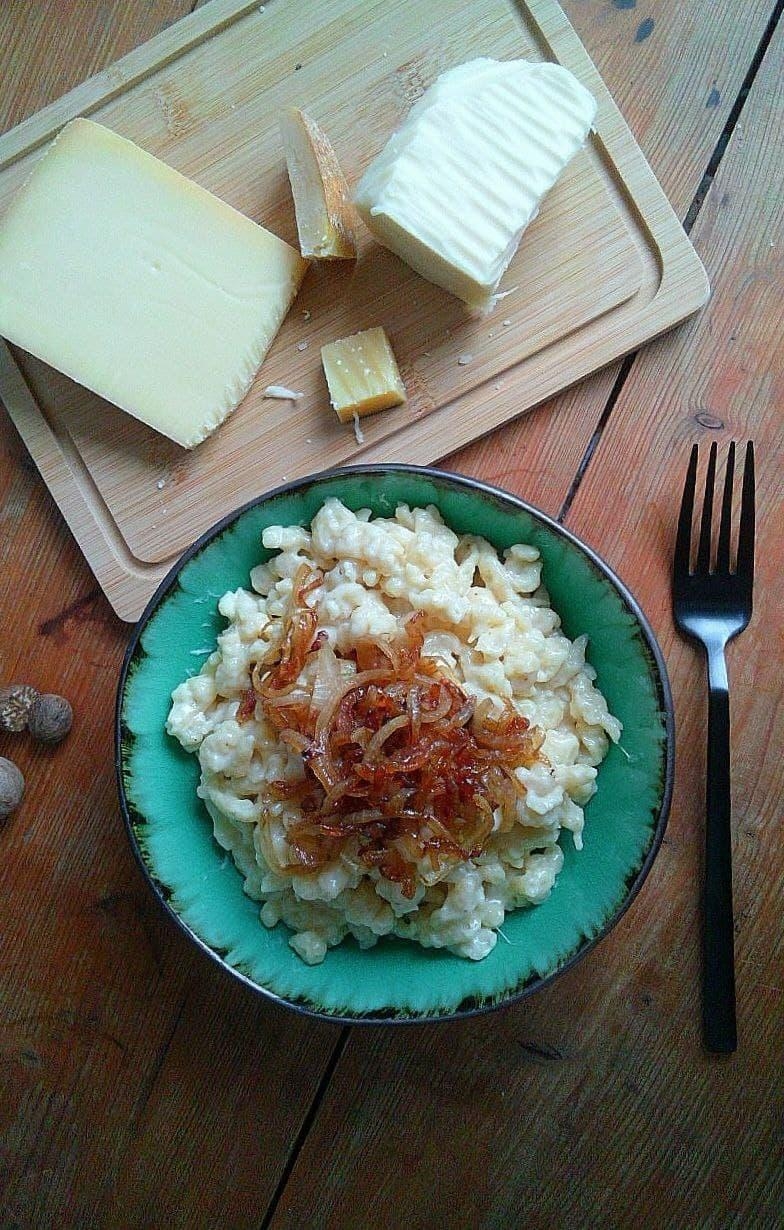 Heute gabs komplett selbstgemachte Käsespätzle #cheeseaddict #foodchallenge