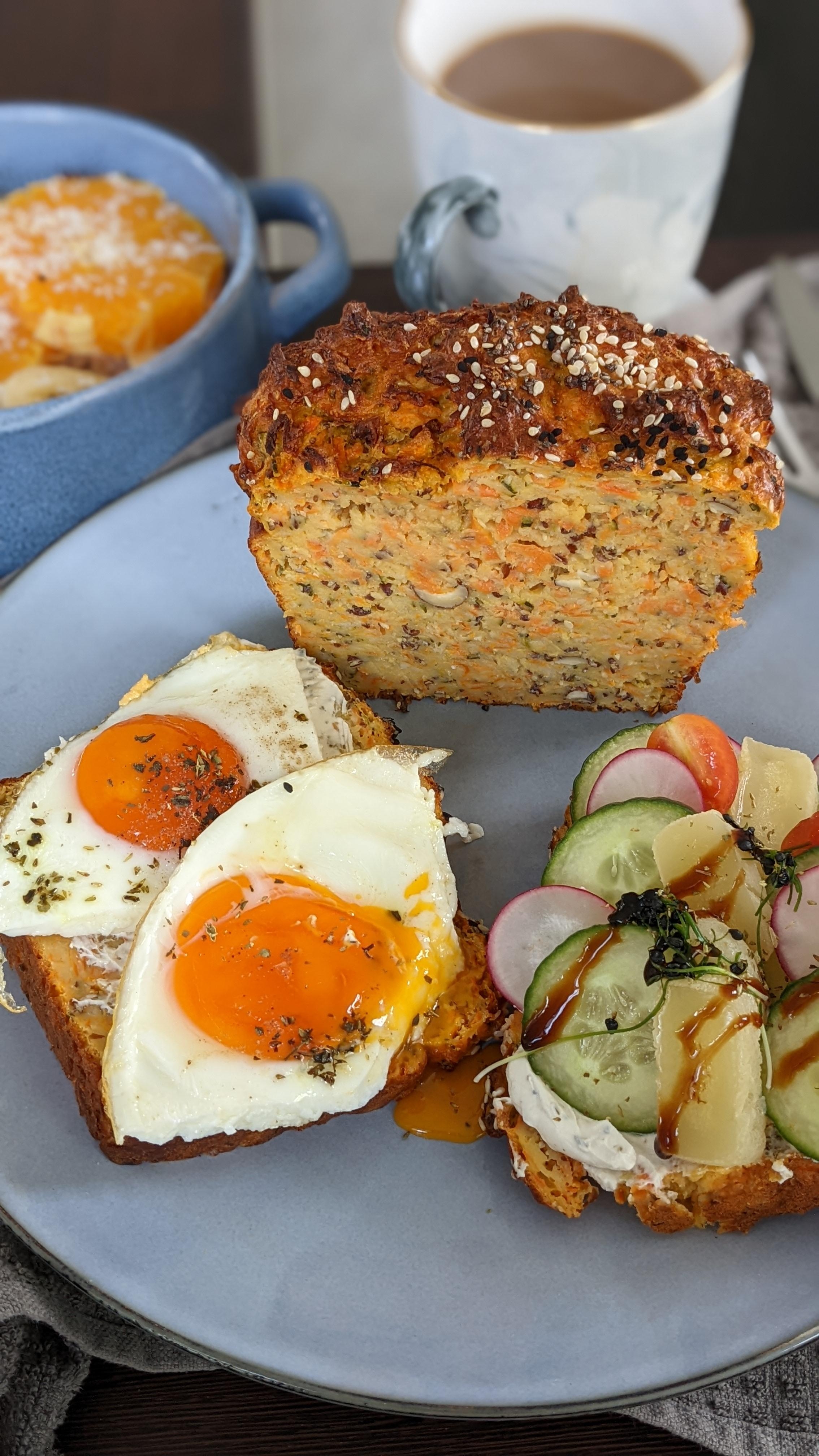 Heute gibt es selbstgebackenes Zucchini-Protein-Brot.🍞 #brot #backen #gesund #food #essen #picknick #healthy #lecker
