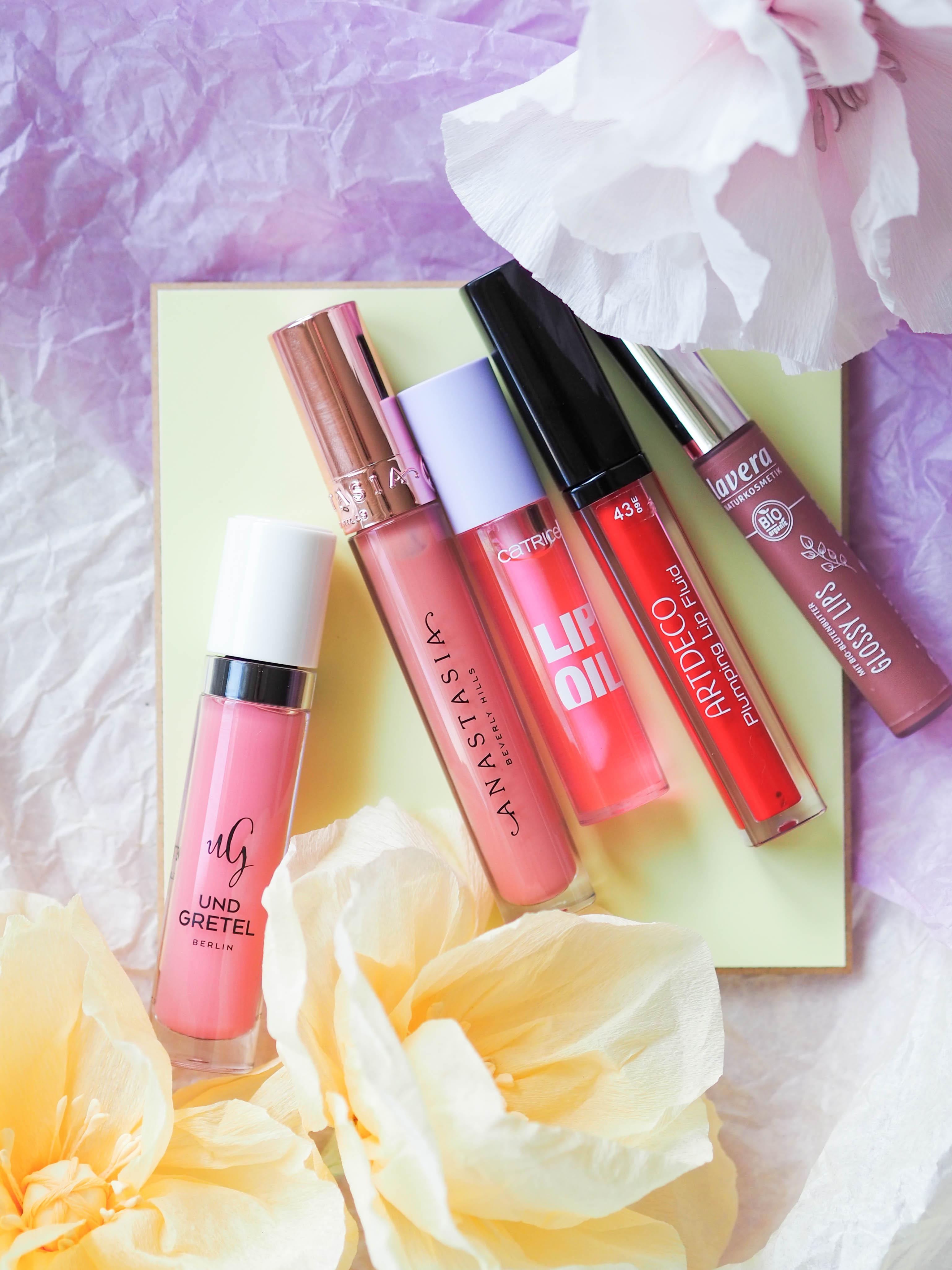 Hier kommen unsere #Lipbloss-Lieblinge, die Gloss und Balm in einem Produkt vereinen 🥰#Beautylieblinge 
