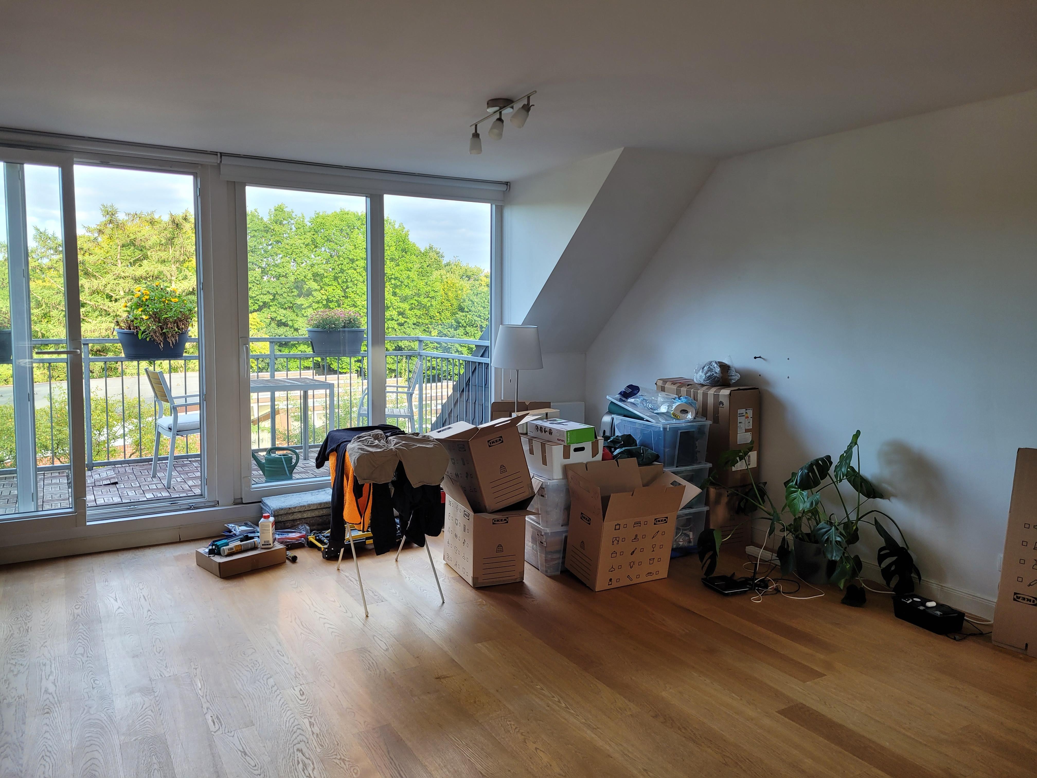 Hier wird es bald gemütlich 📦📦

#livingchallenge #wohnzimmer
