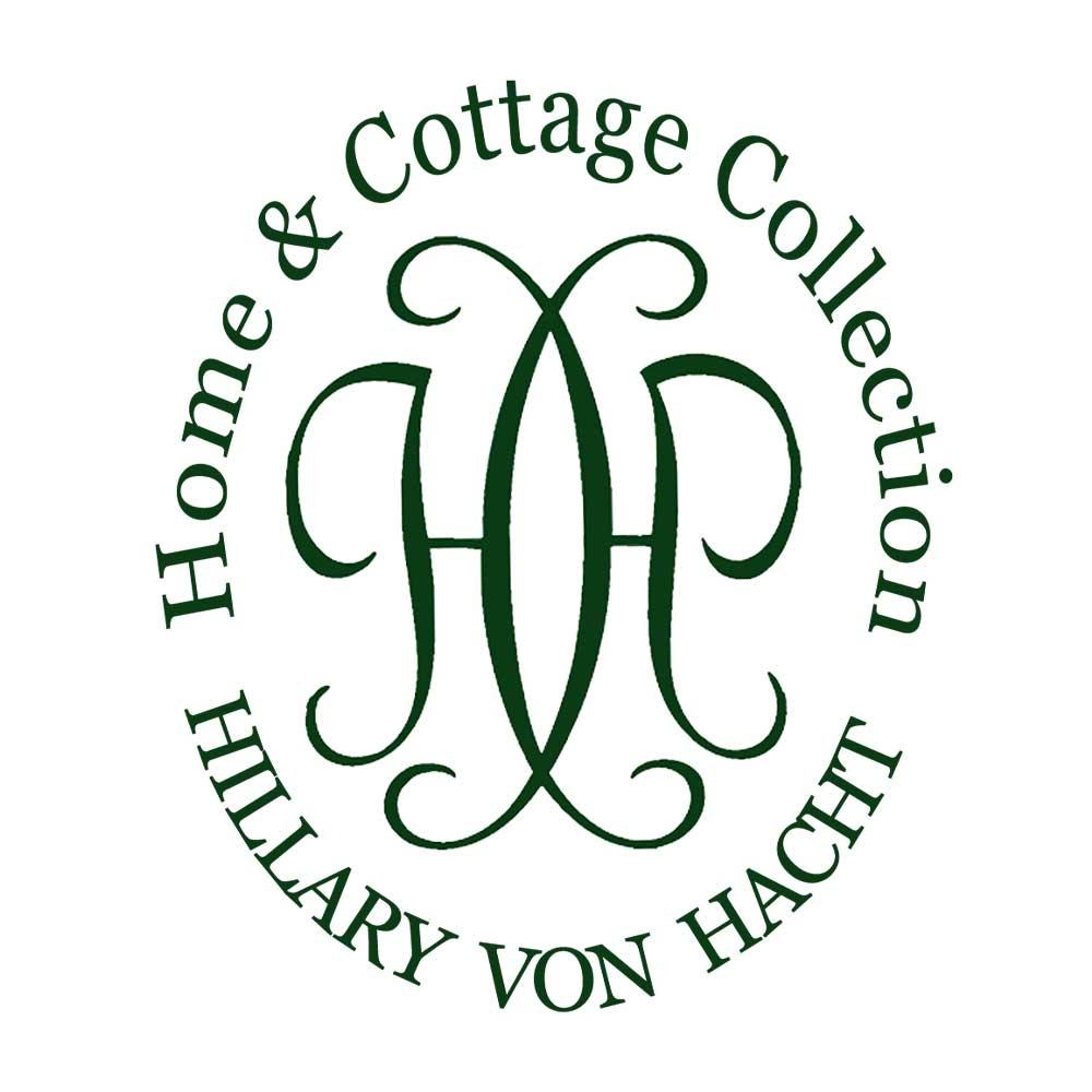 Hillary von Hacht Home & Cottage Collection aus Porzellan, Kristall, Silber, Leinen & Co. Hilly’s Ecru-Porzellan mit echter Handmalerei & Handdrucken Made in Bayern