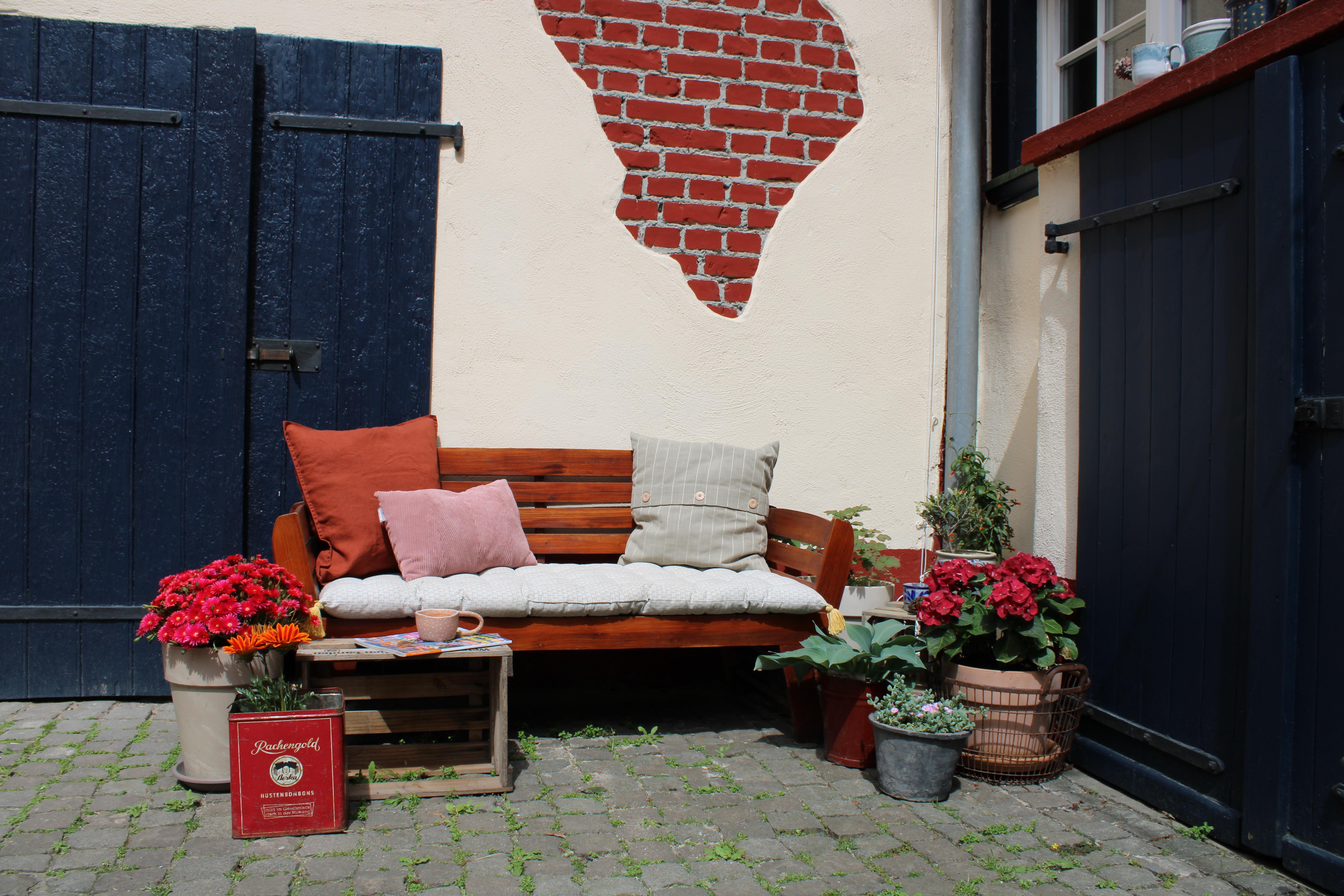 Hofsaison eröffnet! #hofreite #gartenliebe #fachwerkhaus #couchstyle #couchcommunity #outdoor #pflanzenliebe 
