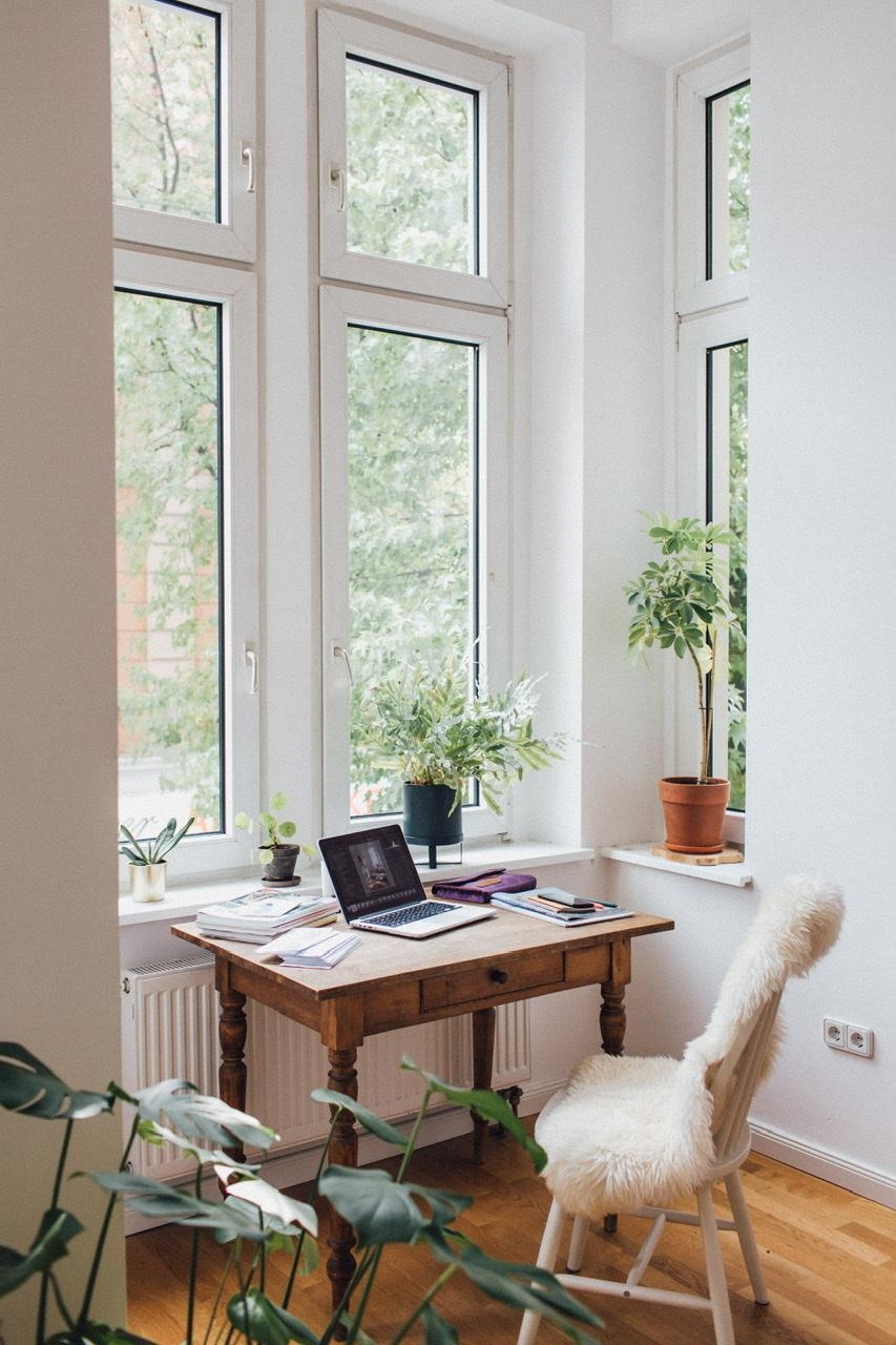 Home office ✌🏽

#vintage #erker #altbauliebe 