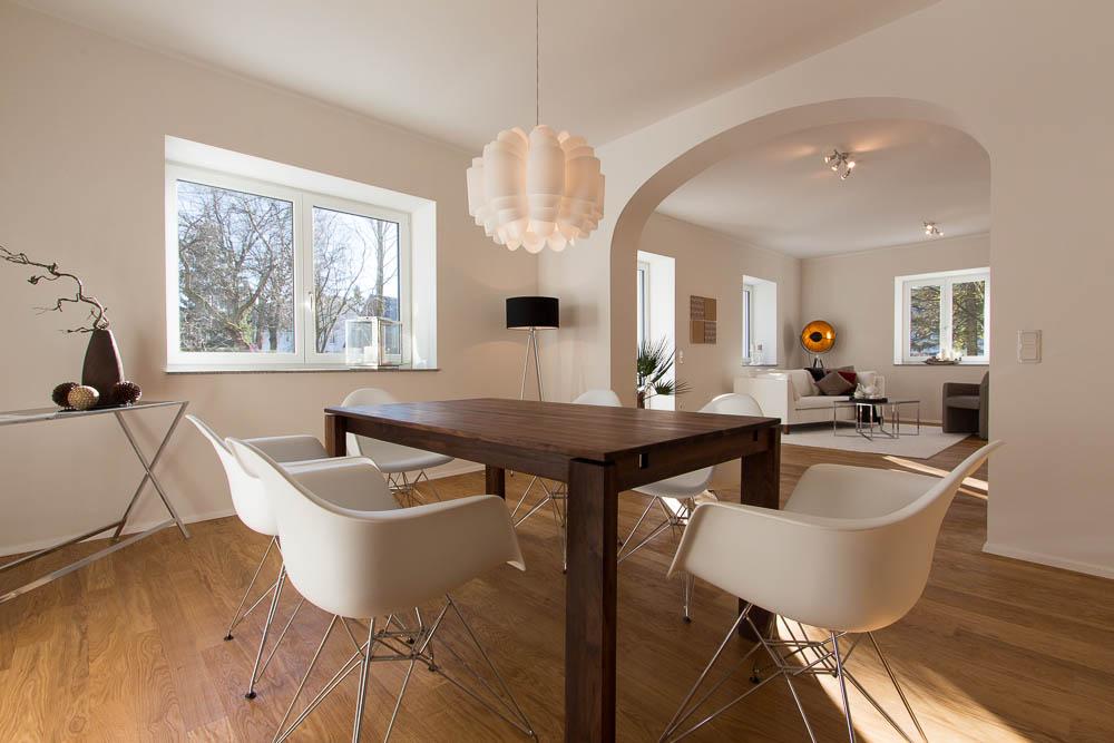 Home Staging - Design trifft auf Gemütlichkeit #esstisch ©Münchner HOMESTAGING Agentur