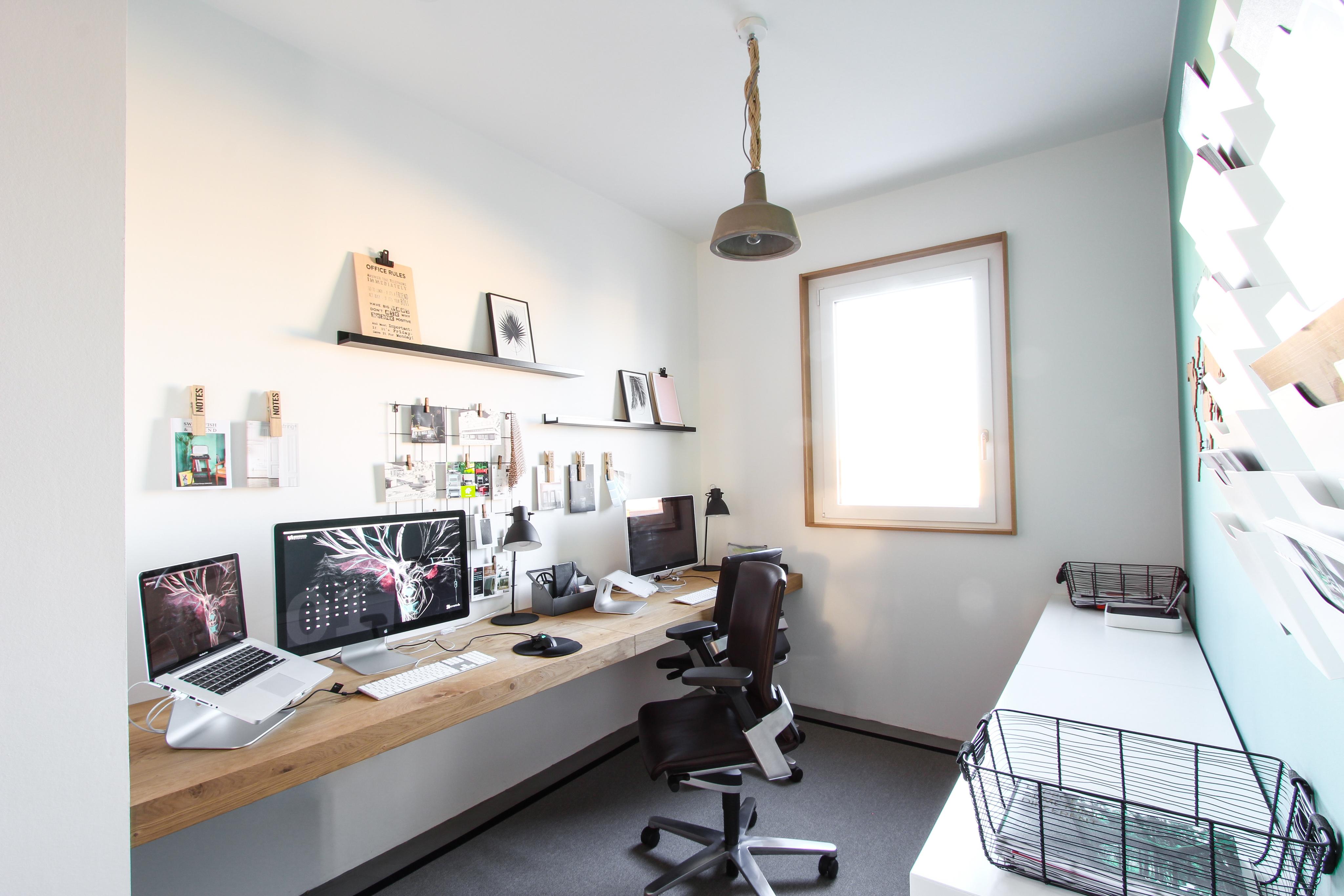 Homeoffice mit Doppelarbeitsplatz #sideboard #memoboard ©EXTRAVIEL office & home design