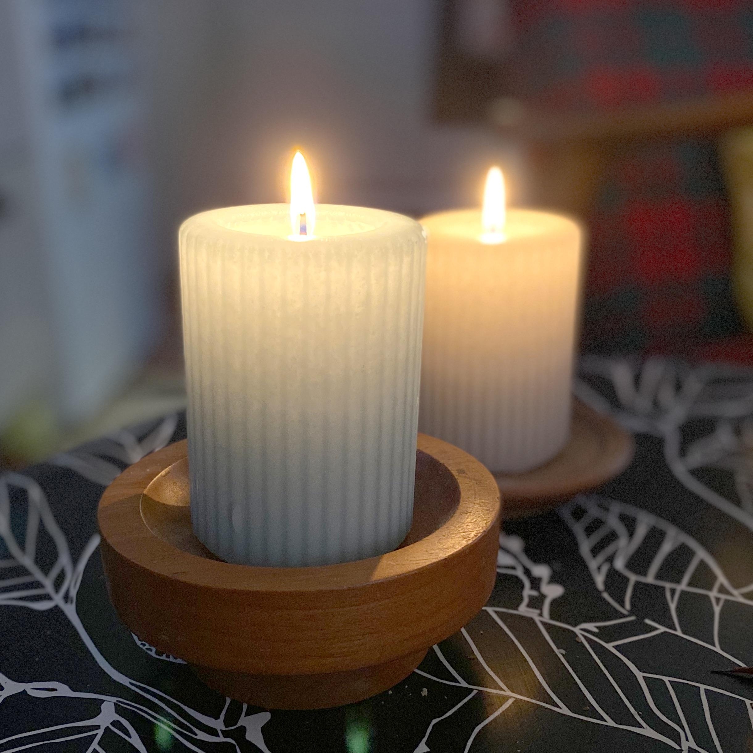 Hyggelig: 2 retro-Kerzenleuchter #scandi #danish #hygge #candlelight