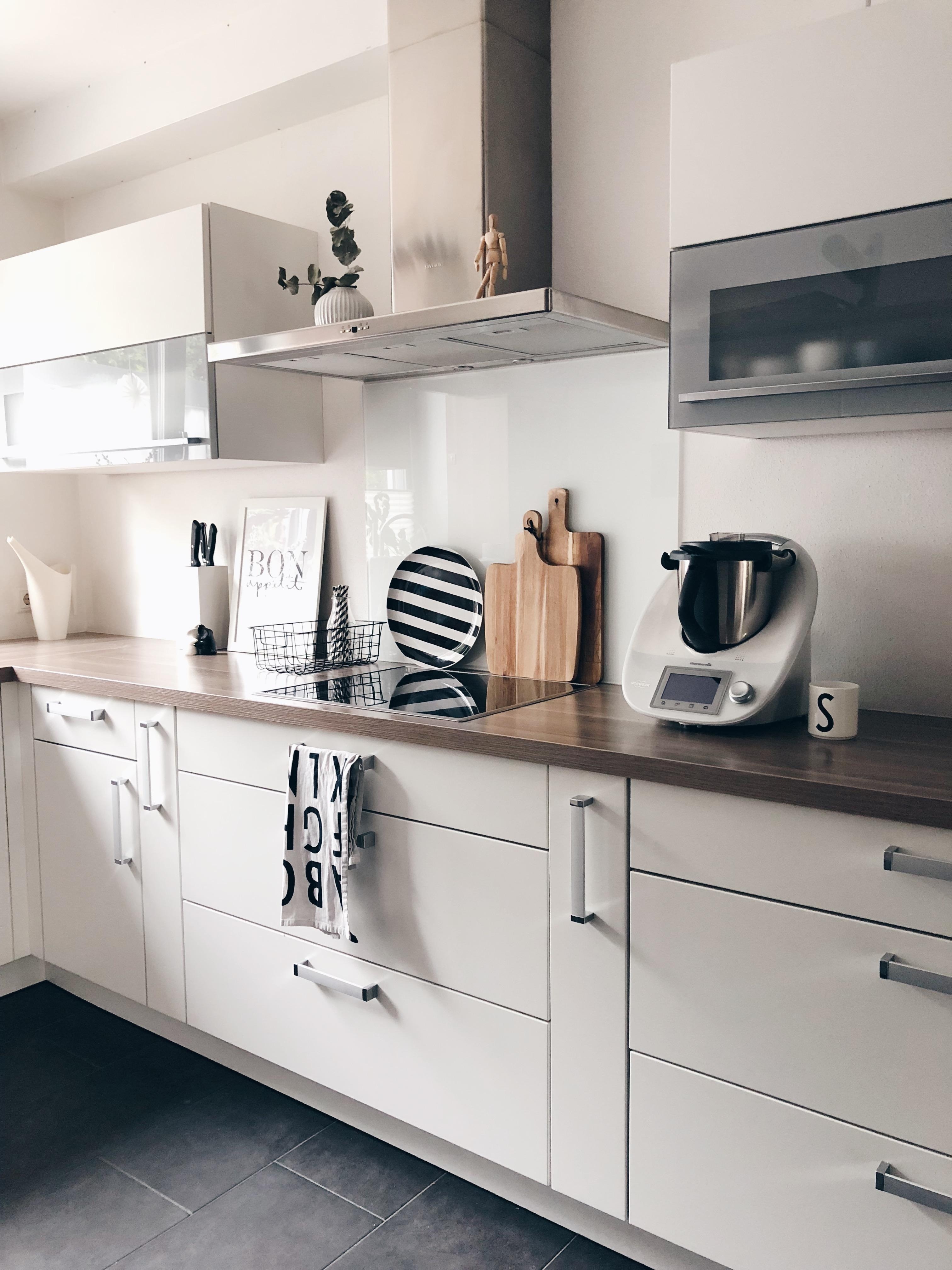 I ❤️ our kitchen #kitchenstories #kitchenlove #blackwhite #clean