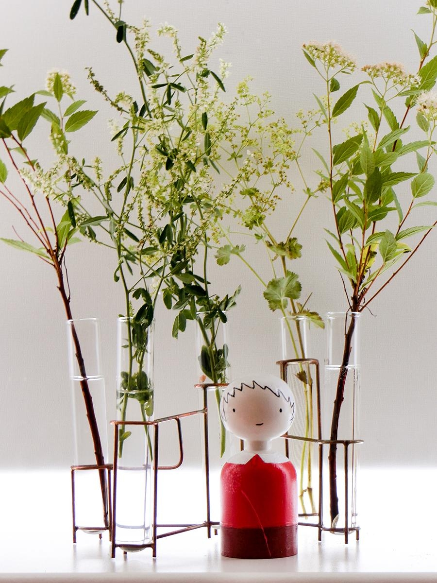 Ich bin ein großer Fan dieser Reagenzglas-Vase.
#deko #wiesenblumen #kokeshi #grün