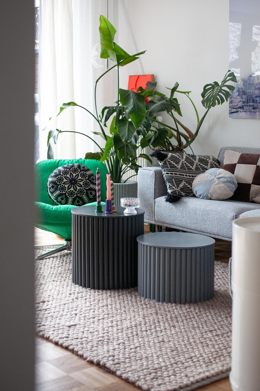 Ich hab einen Neuen!

#Wohnzimmer #Sessel #Sofa #Grün #Beistelltisch #Teppich