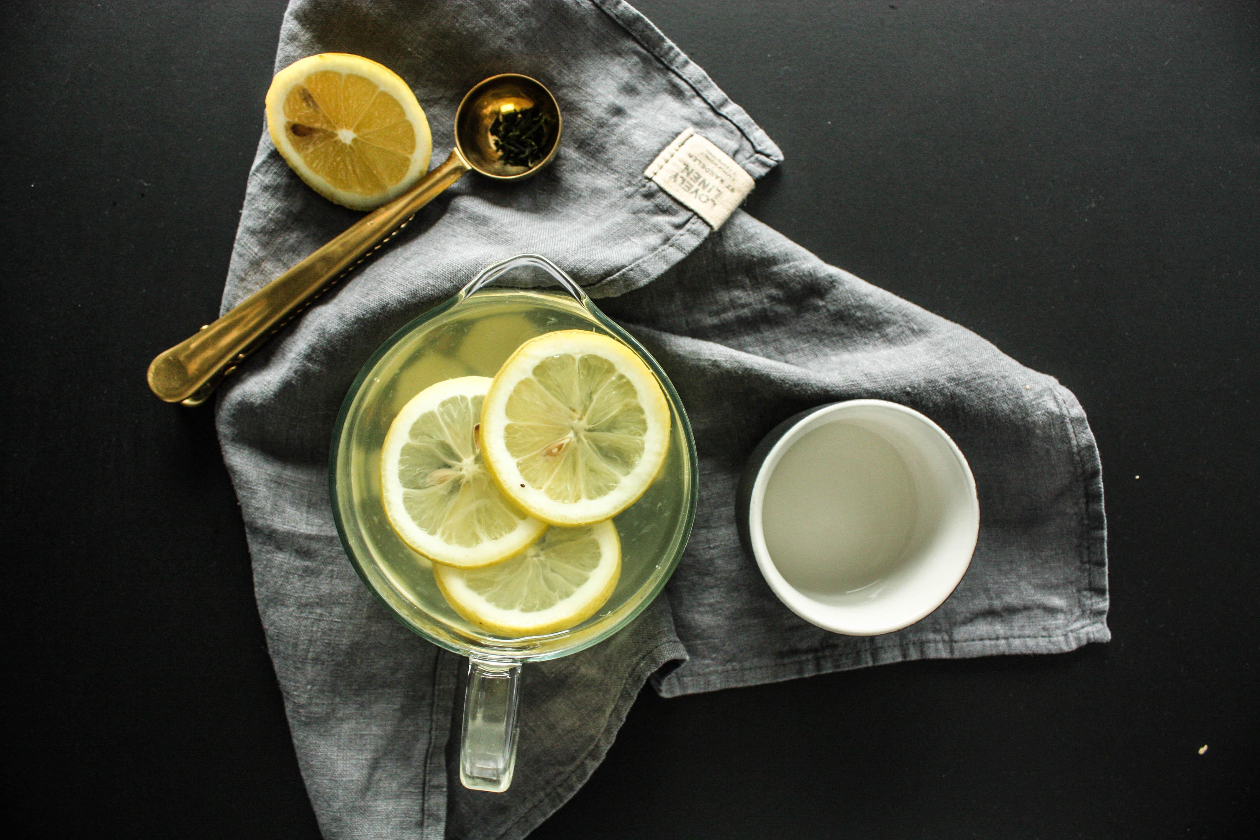 Ich liebe den Tag mit einem Ingwer-Zitronen Tee zu starten...#Tee #Küche #Gesundleben 
