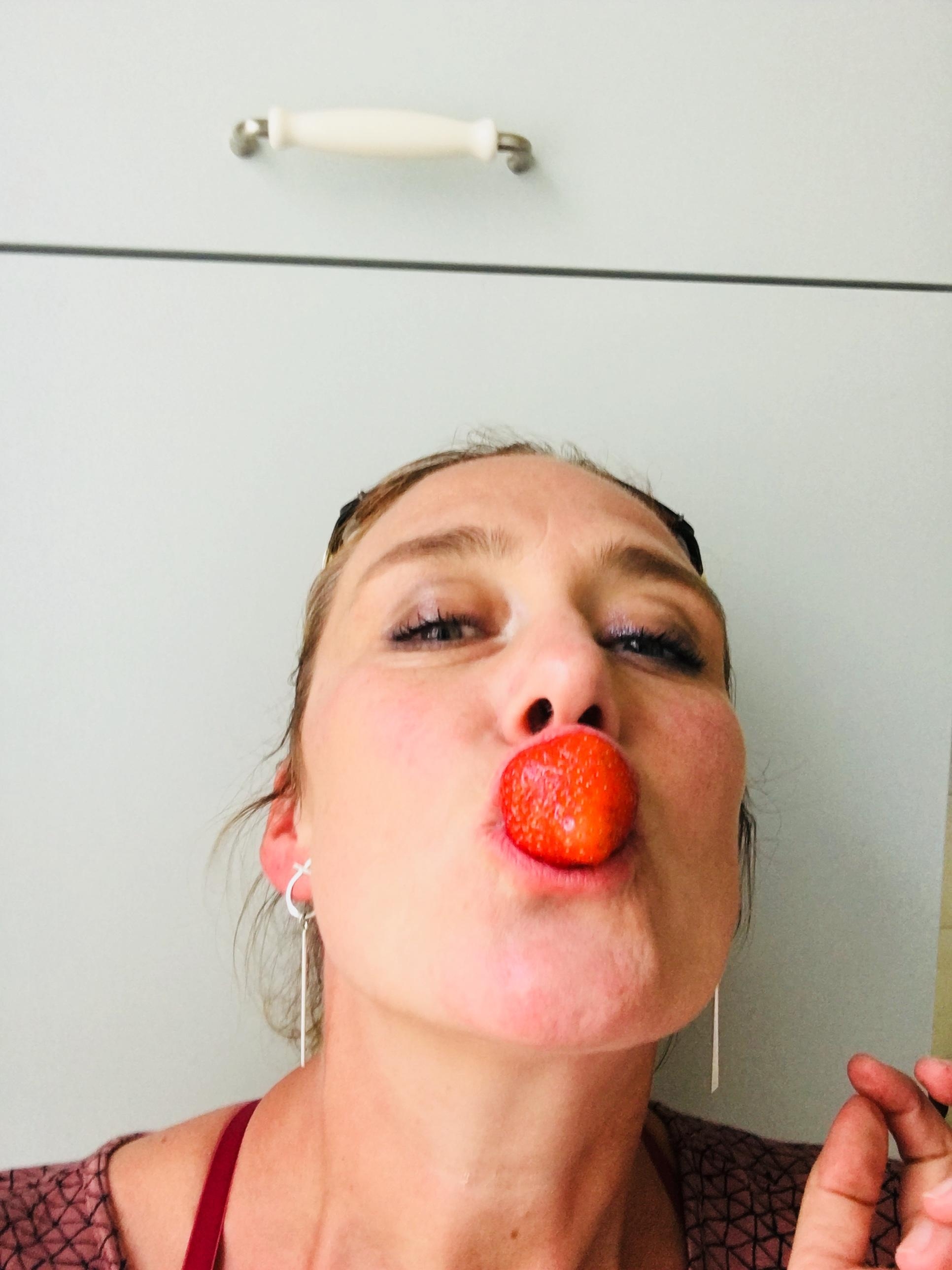 Ich #liebe #Erdbeere -farbenen #Lippenstift 😍 #beautychallenge