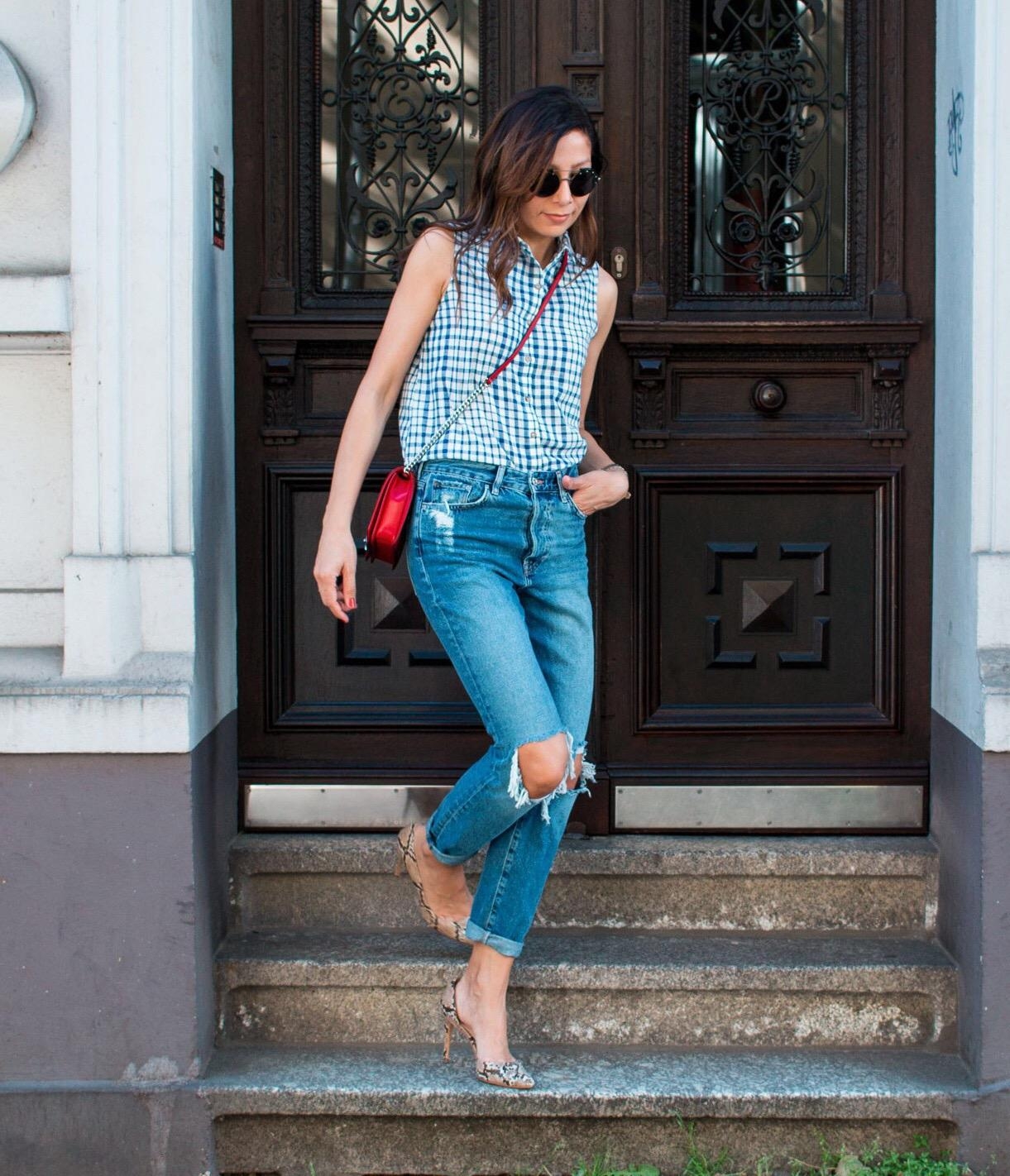 Ich liebe meine #destroyedjeans im #relaxedfit! 🙃 #fashionlieblinge #jeans