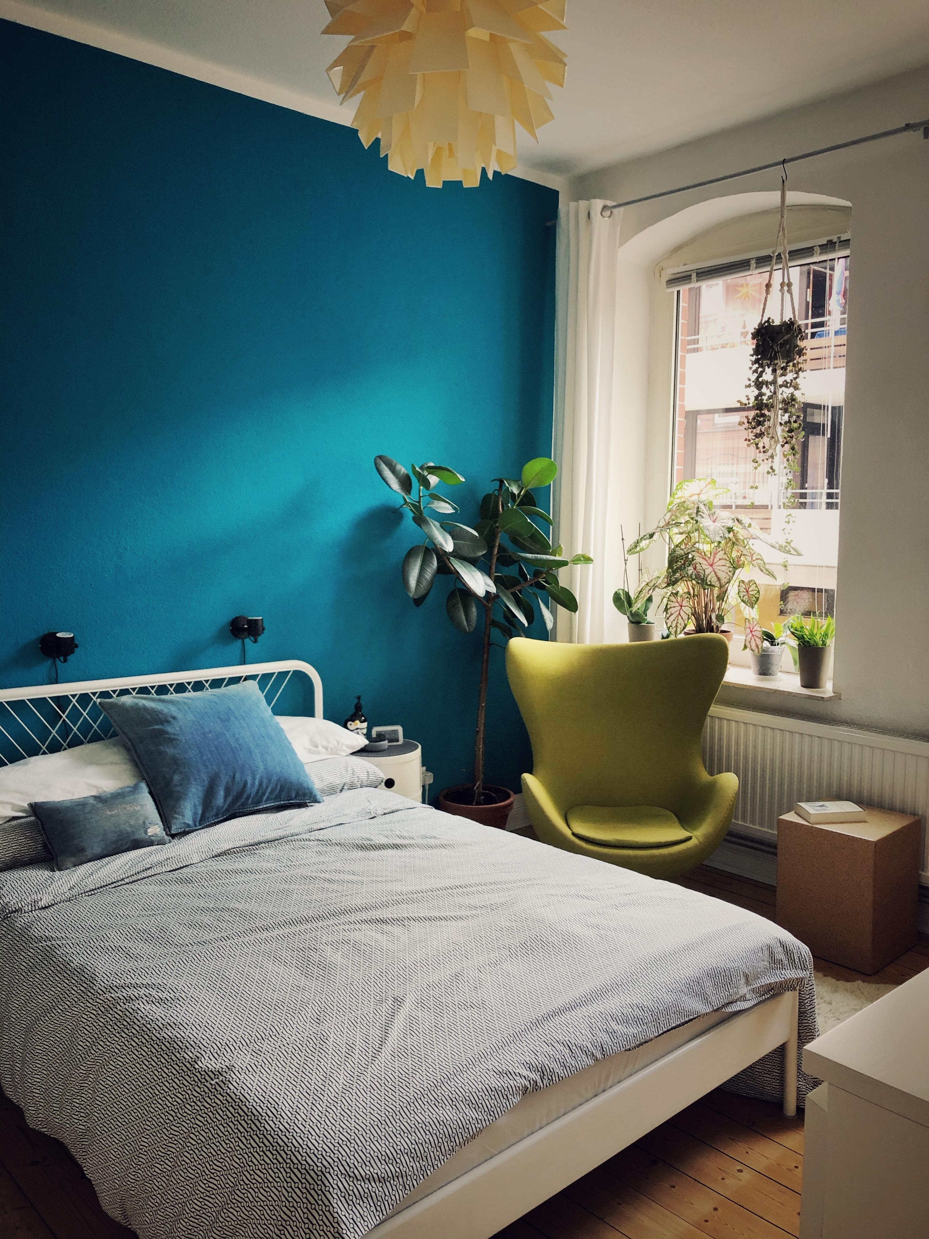 Ich mag die Farbkombinationen aus Oliv und Petrol #traeumsuess #couchstyle #vintage #homesweethome #plantlove