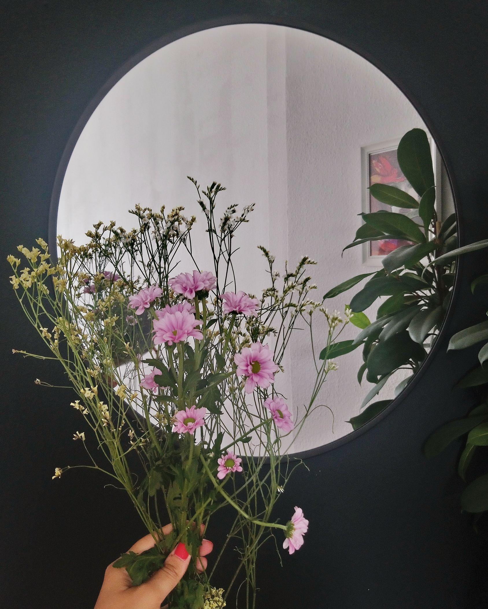 #interior #flowers #cozyhome #selfie