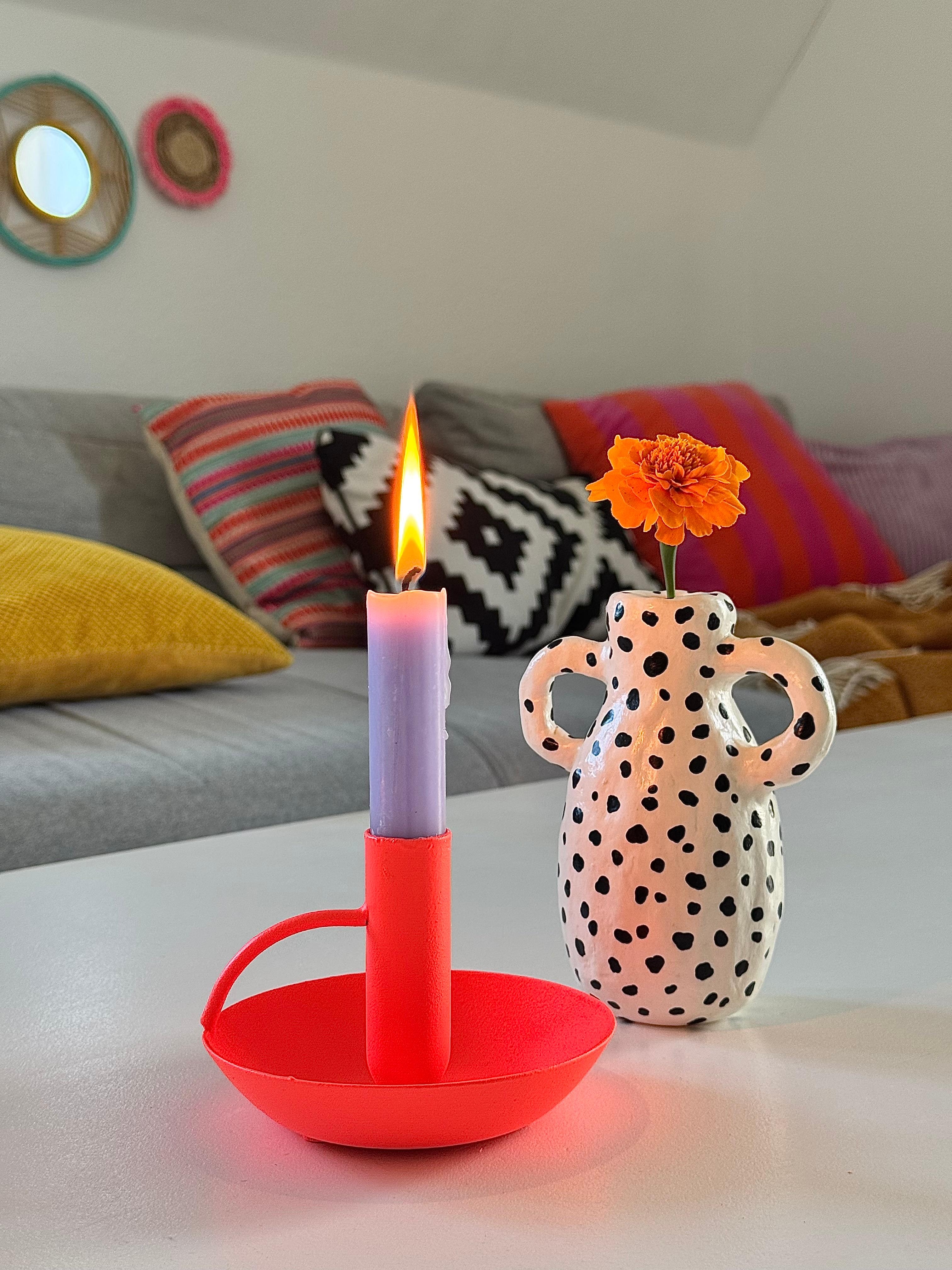 Irgendwo zwischen #Spätsommer und #Herbst ...
#Cozytime mit neuem #Diy #Kerzenhalter im #Wohnzimmer 
