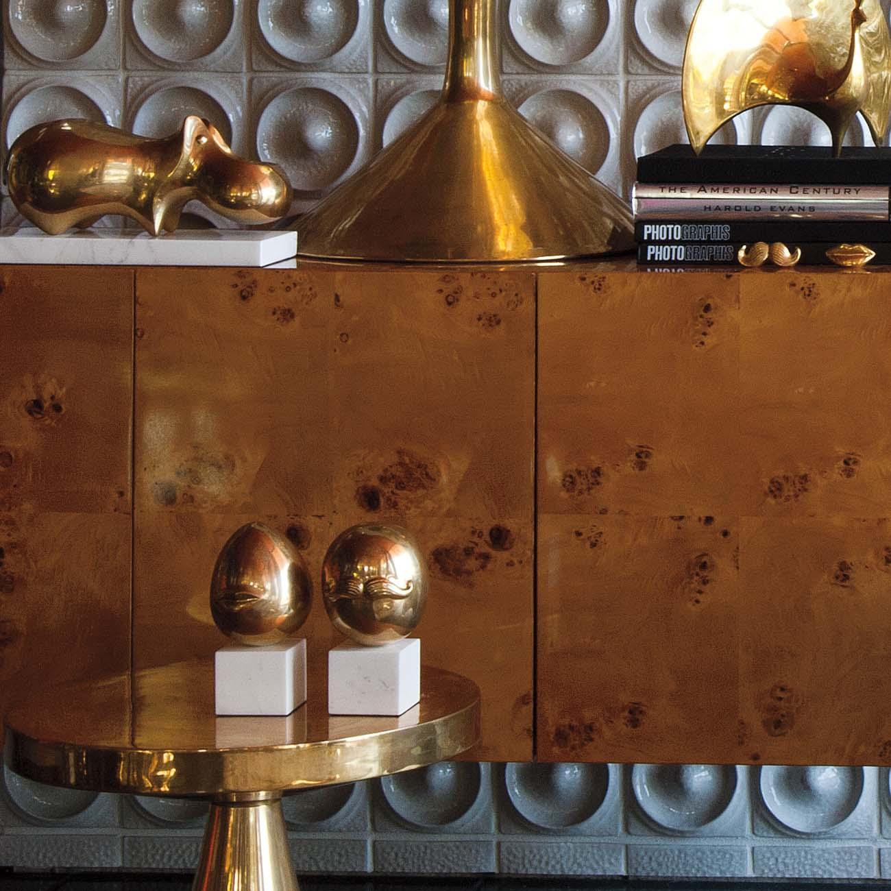 Jonathan Adler New York #sideboard #goldfarbenerbeistelltisch ©desiary