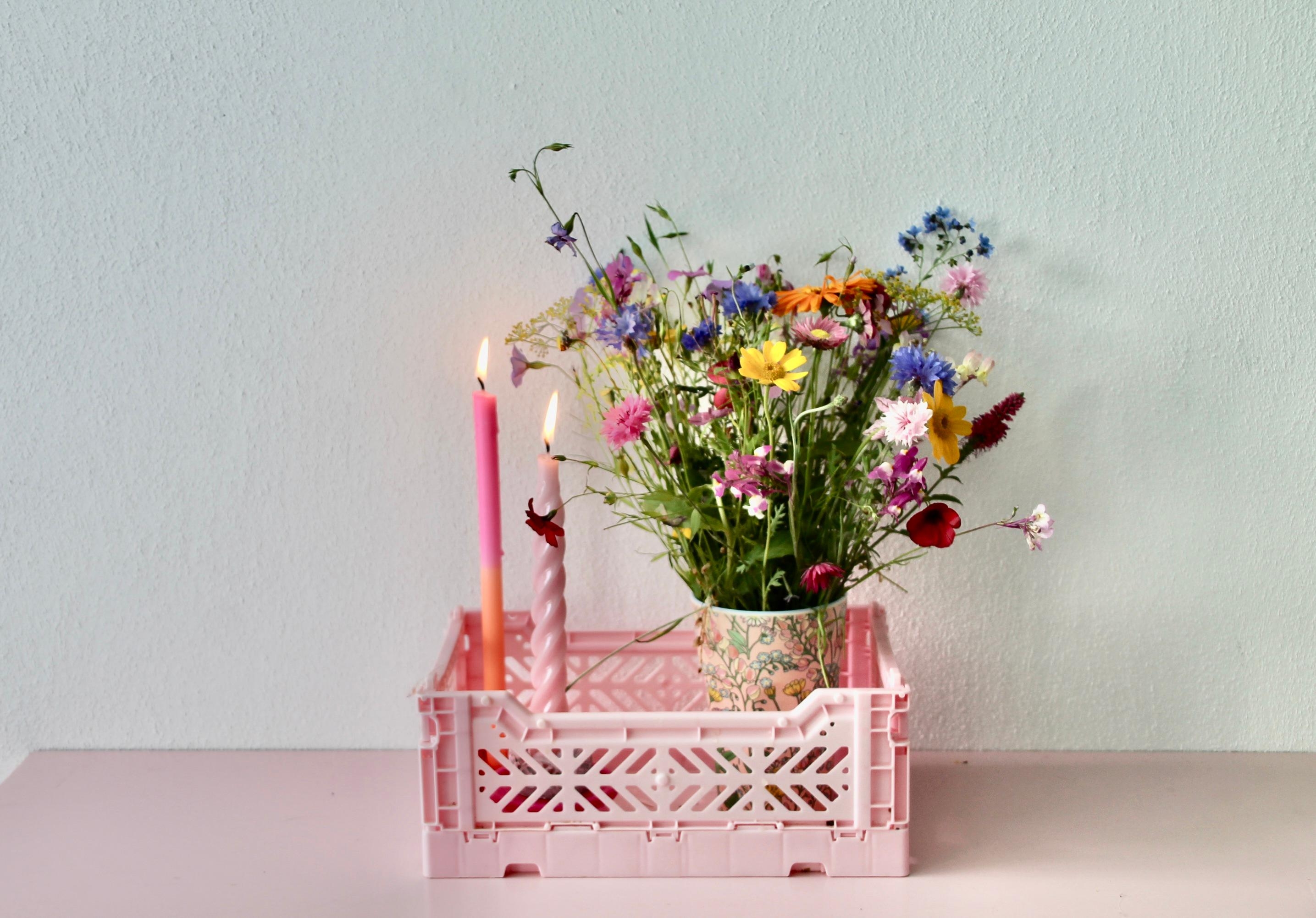 Juhu es gibt noch schöne Blumensträuße... #blumenstrauß #klappbox #kerzen