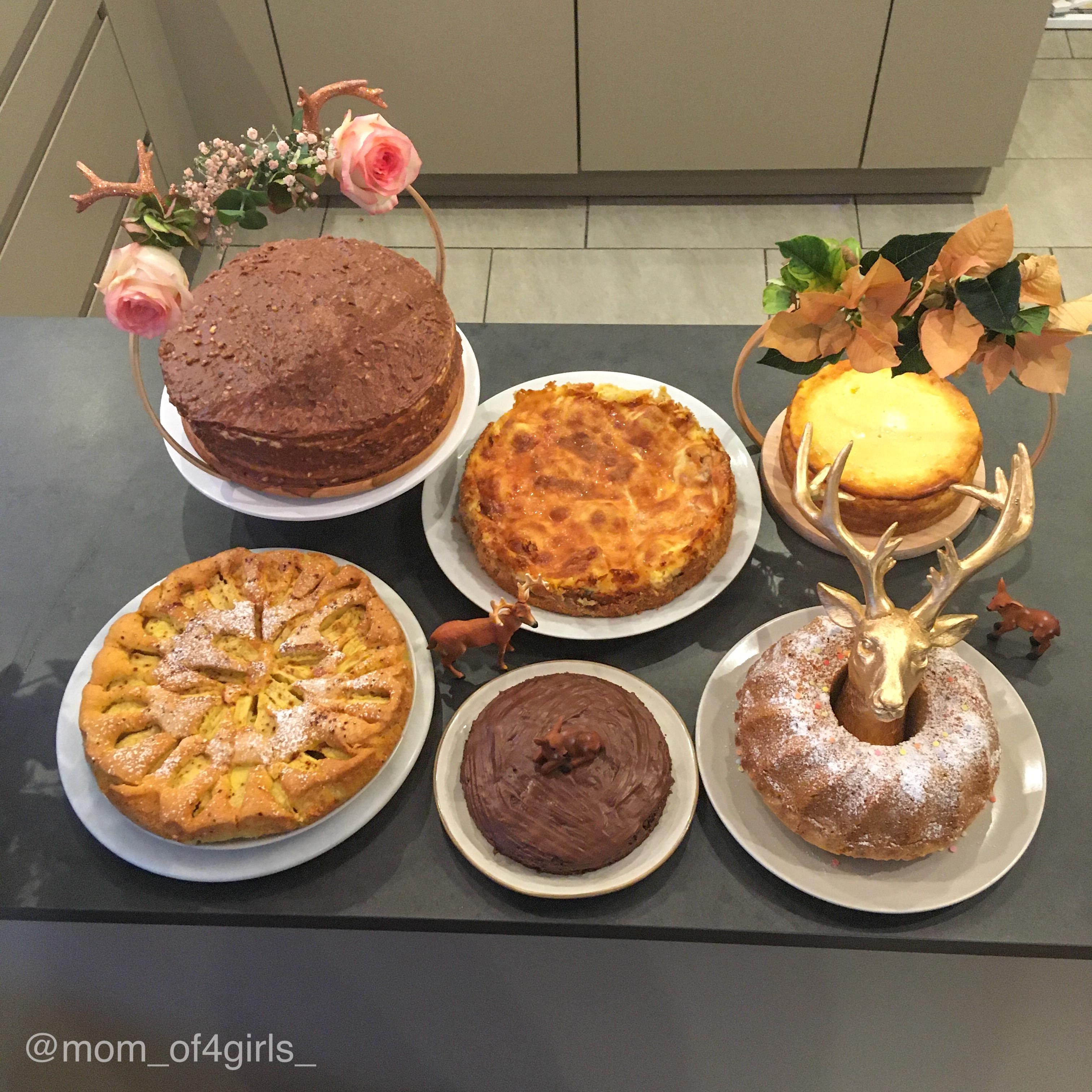 #käsekuchen #cheesecake #cakedecoration #cakeflowers 