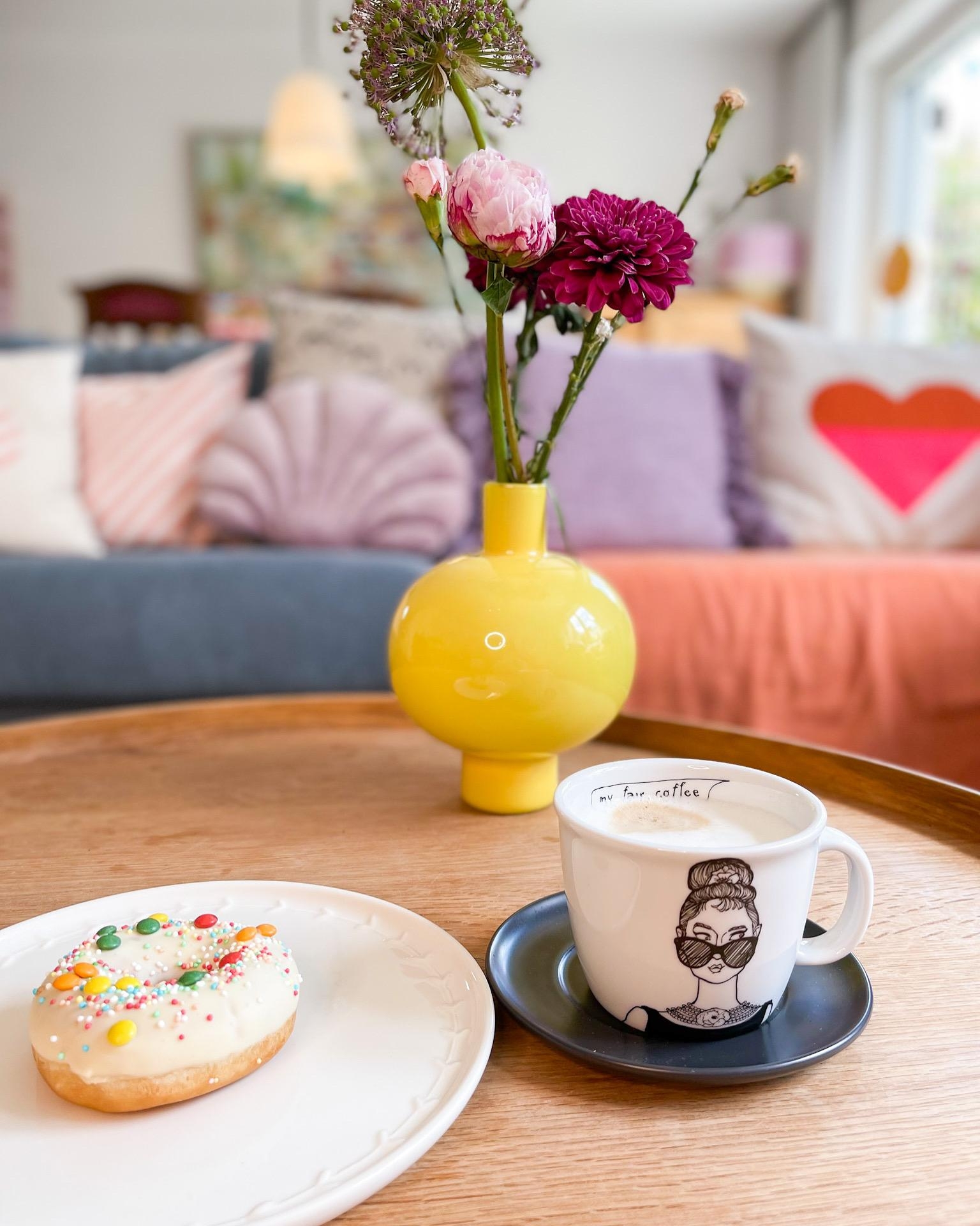 #kaffeplausch mit #donut und #audreyhepburn