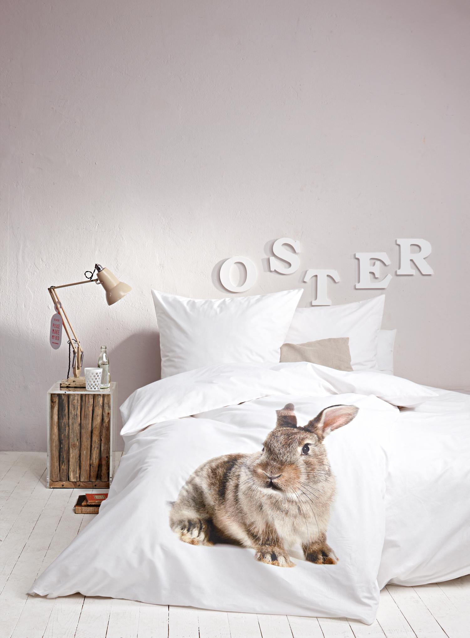 Kaninchenbettwäsche zu Ostern #bettwäsche #grauewandfarbe #osterdeko #ostergeschenk ©Impressionen