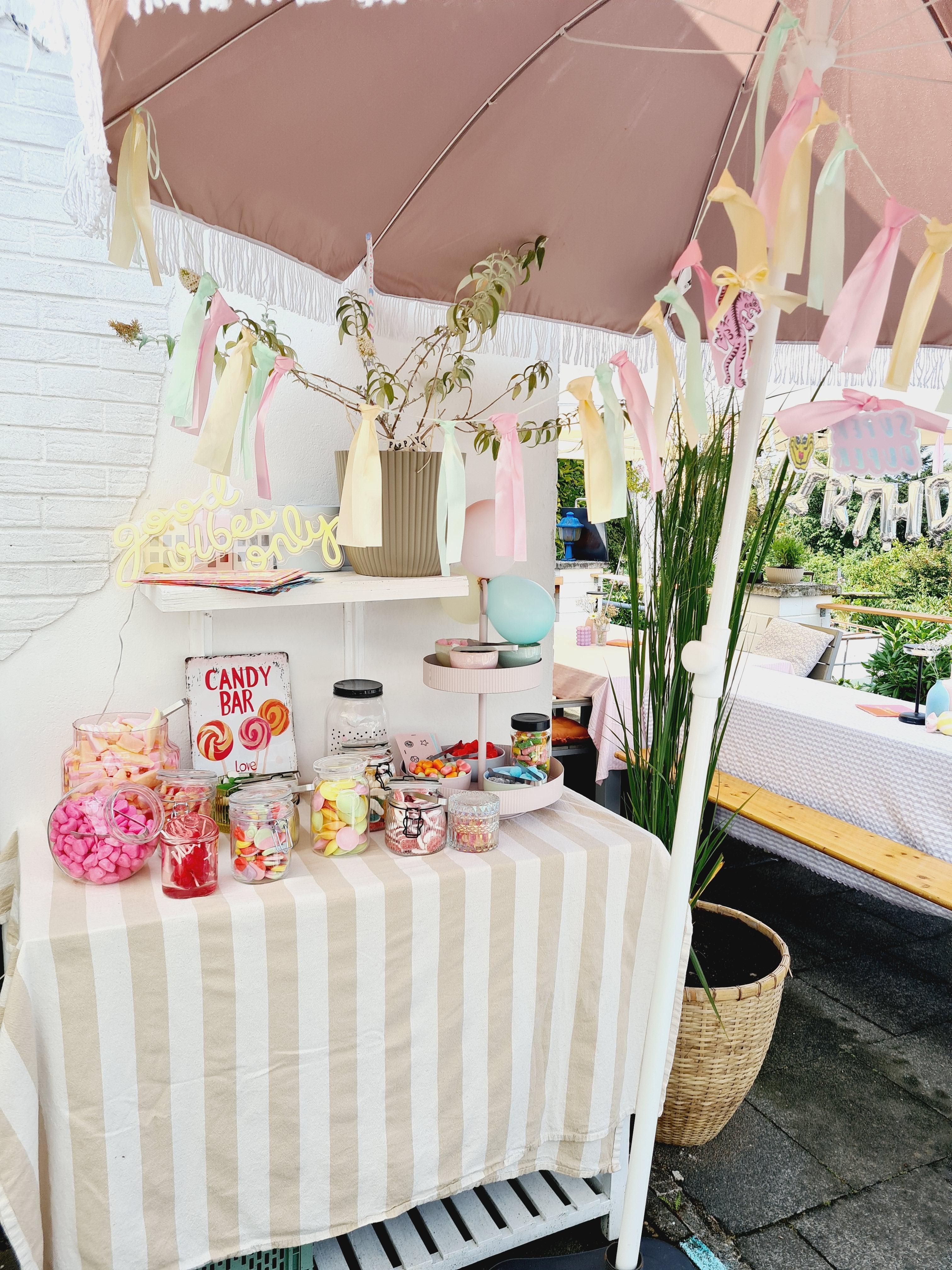 Kindergeburtstag im Garten #candybar #birthday #party #garten #onlygoodvibes #bunt