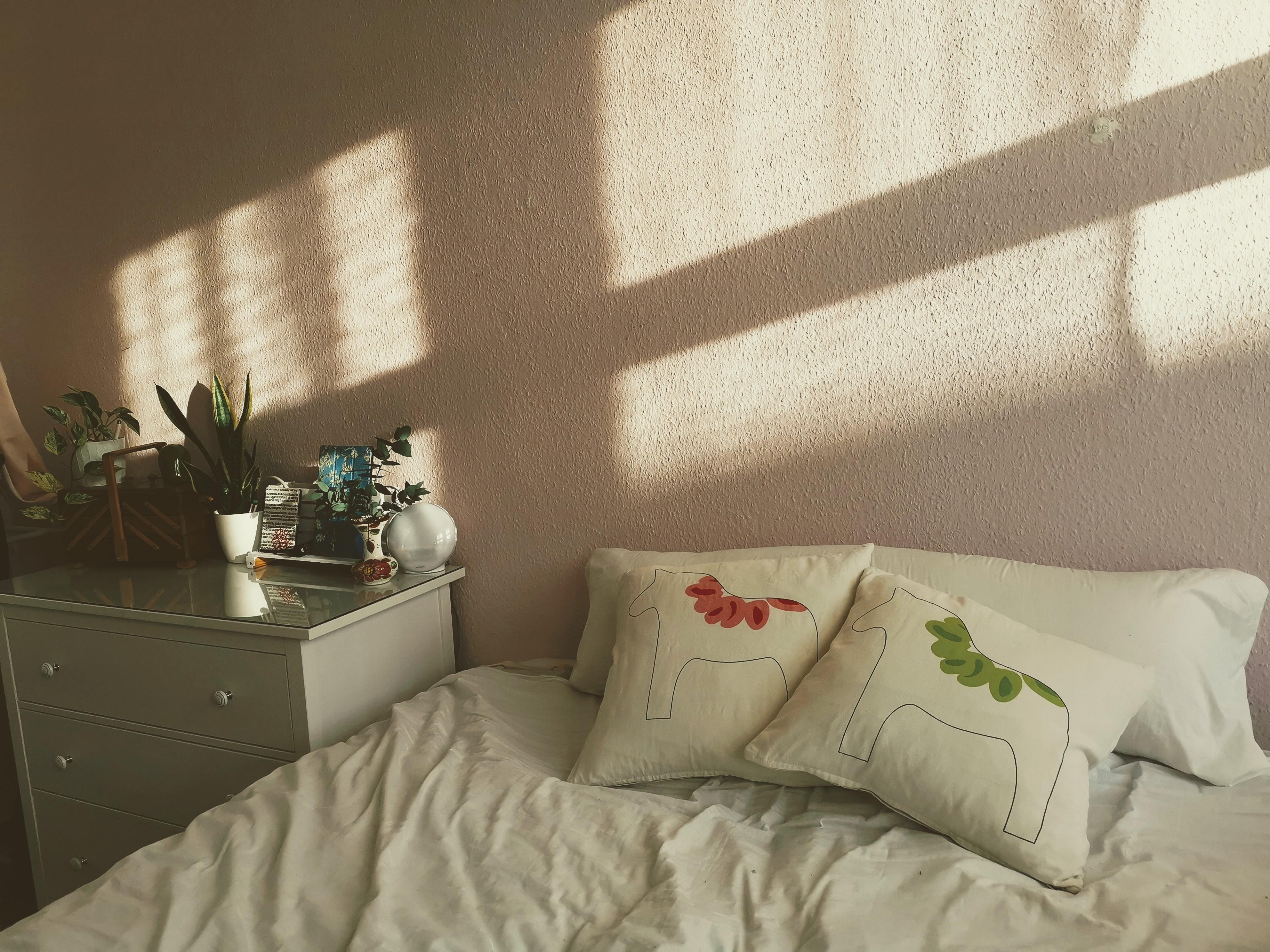 Kissenliebe und Guten-Morgen-Sonne im #Schlafzimmer #livingchallenge 