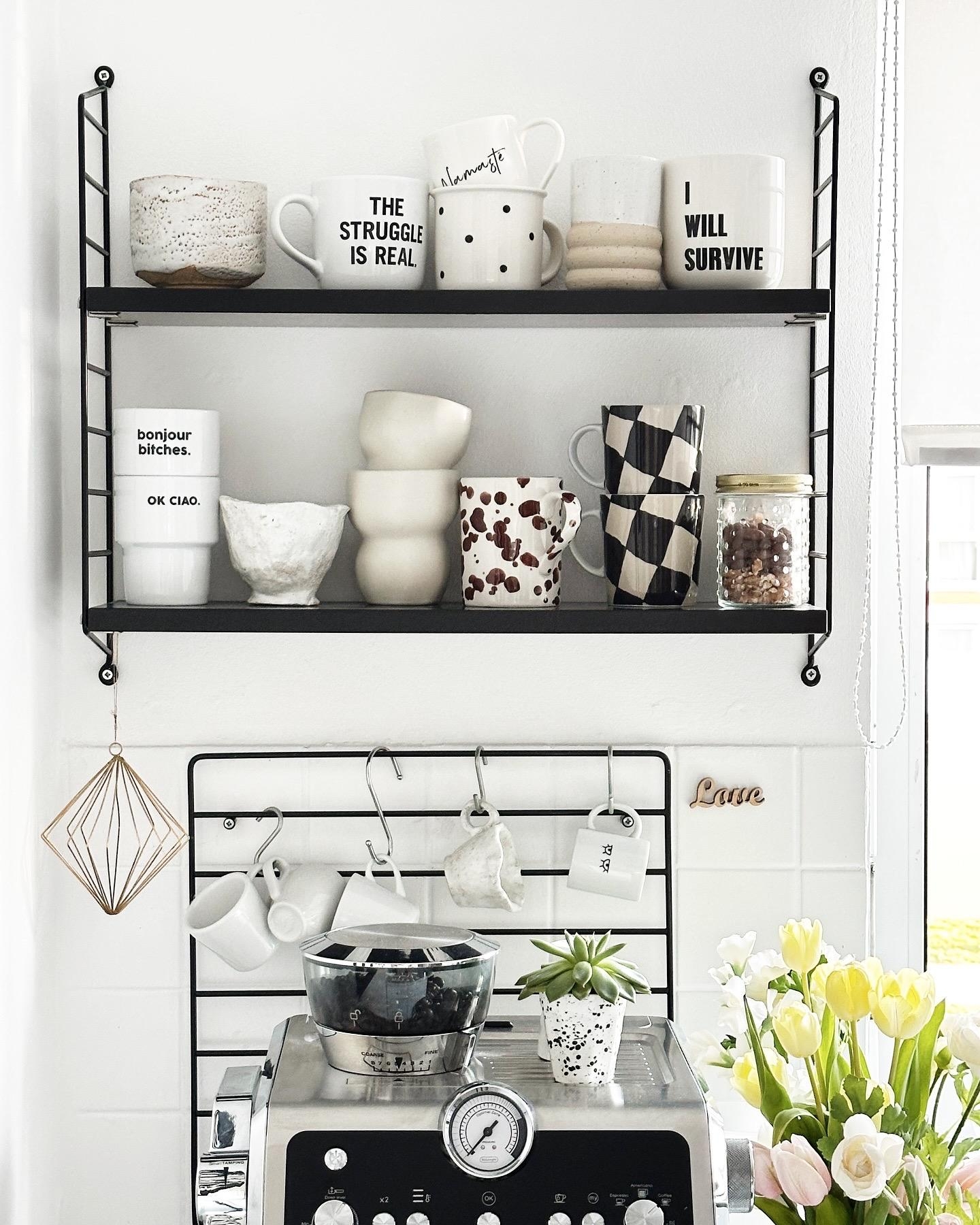 Kitchen Coffee Shelf☕️💕 #coffeecorner #homedeko #regalstyling #string #pocketstring #tassenliebe #inspiration