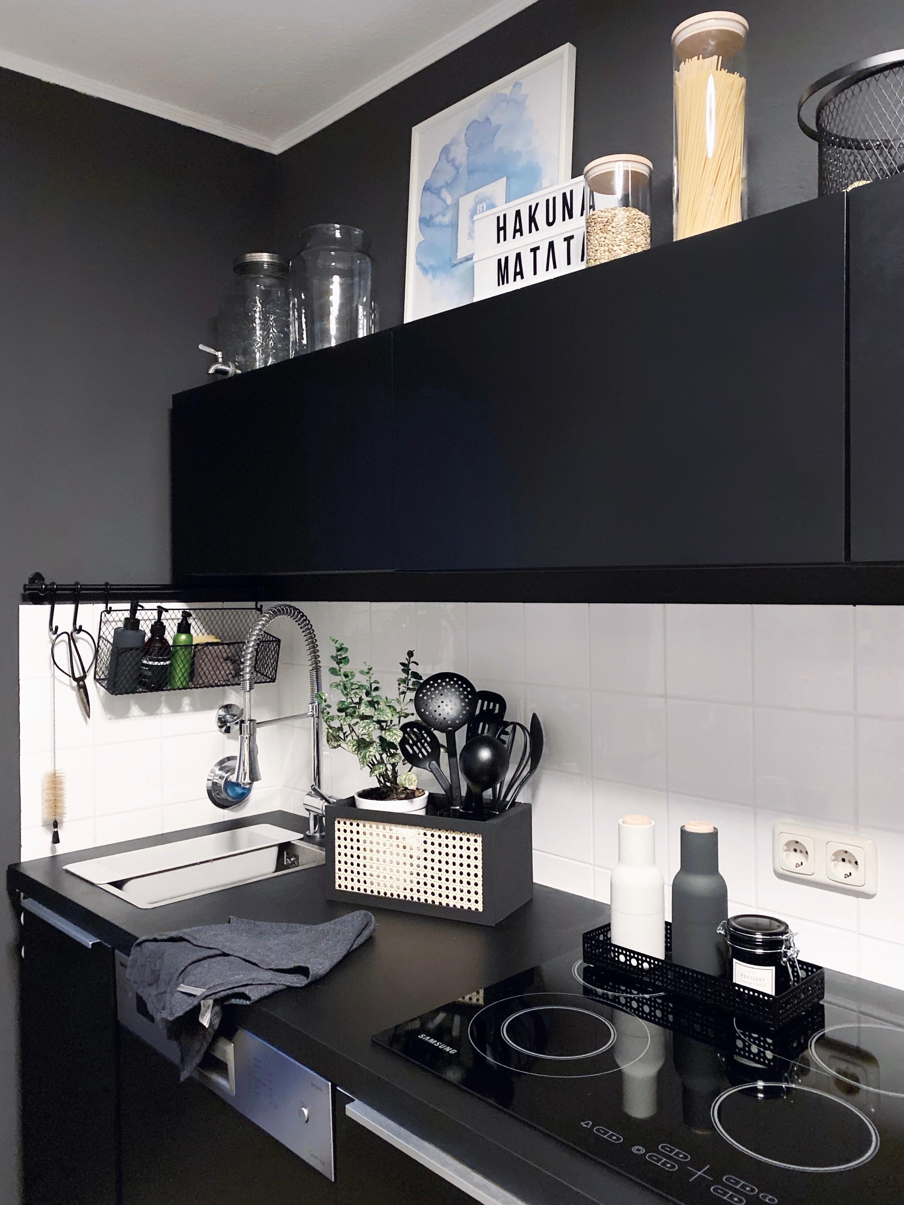 Kitchen 
#monochrome #interior #kitchen #blackandwhite #mynordicroom #mynordichome #scandinavianliving