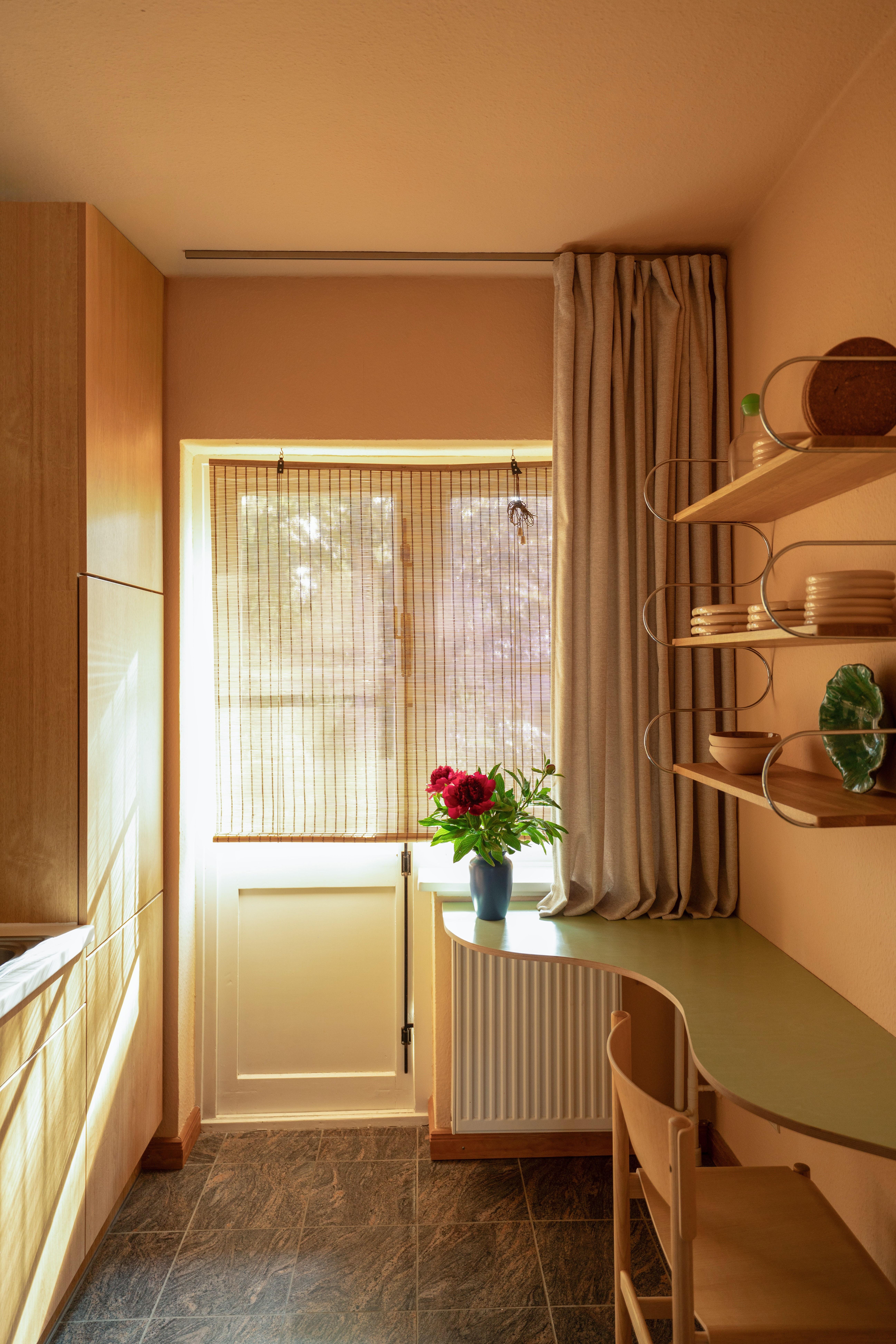 #kitcheninterior #couchhomestory #colourfulinterior #colourfulceiling