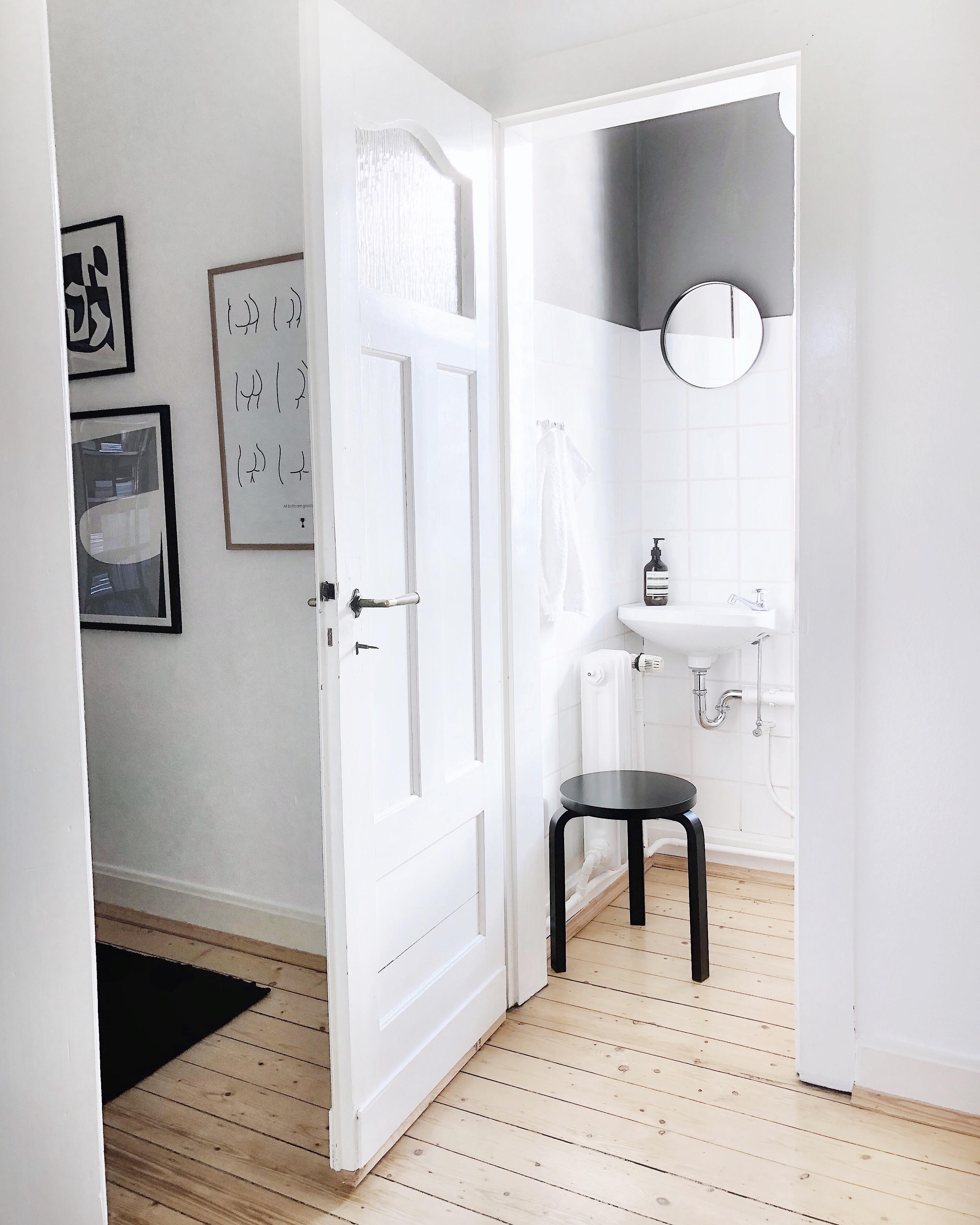 Klein, aber mit Stil #badezimmer #altbau #skandilook # 