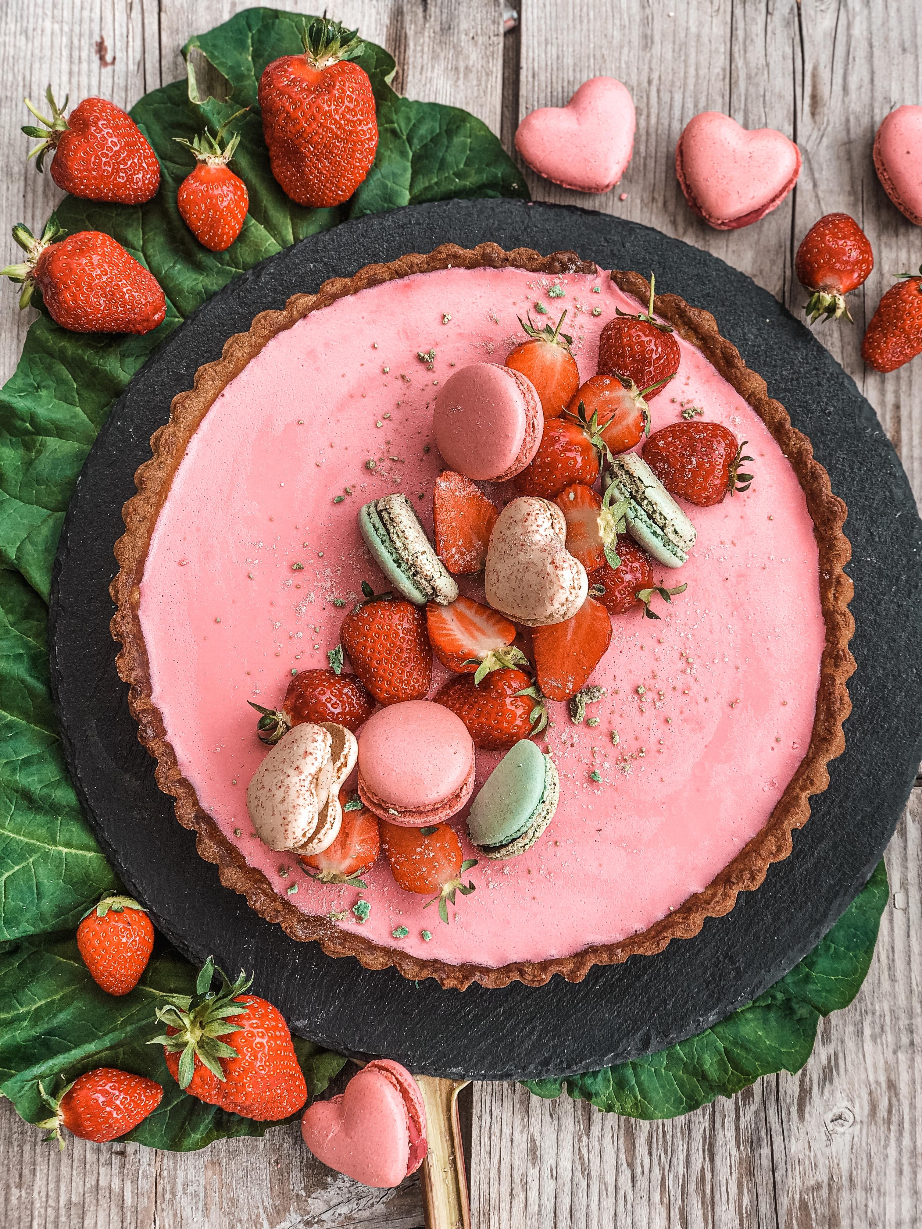 Kleine Inspiration zur Erdbeer- & Rhabarberzeit #foodinspi #cakelover #erdbeerzeit