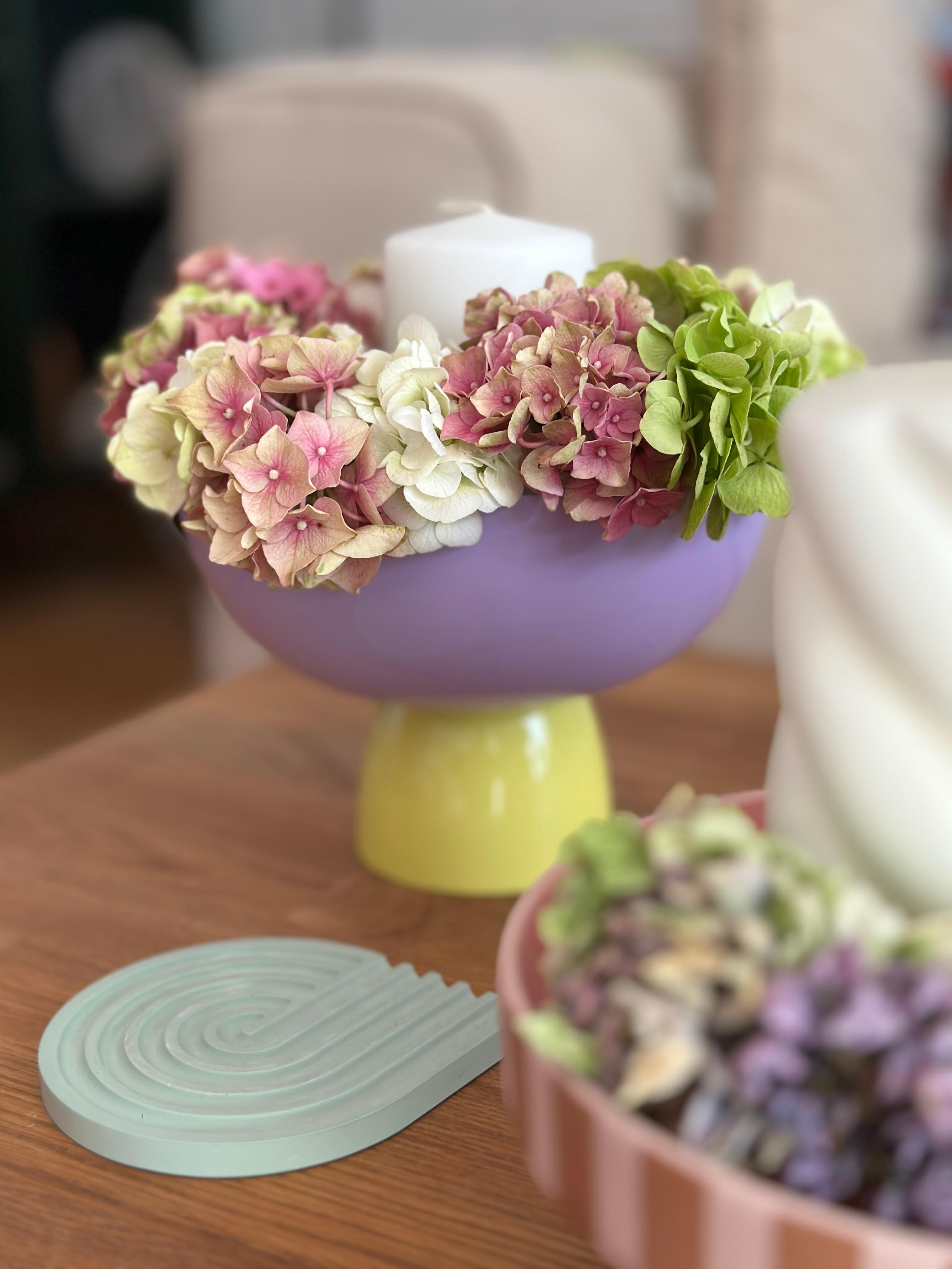 #kranzliebe #hortensien #kranz #diy #kerzen #schale #dopamin #bunt #dekoideen #wohnzimmer