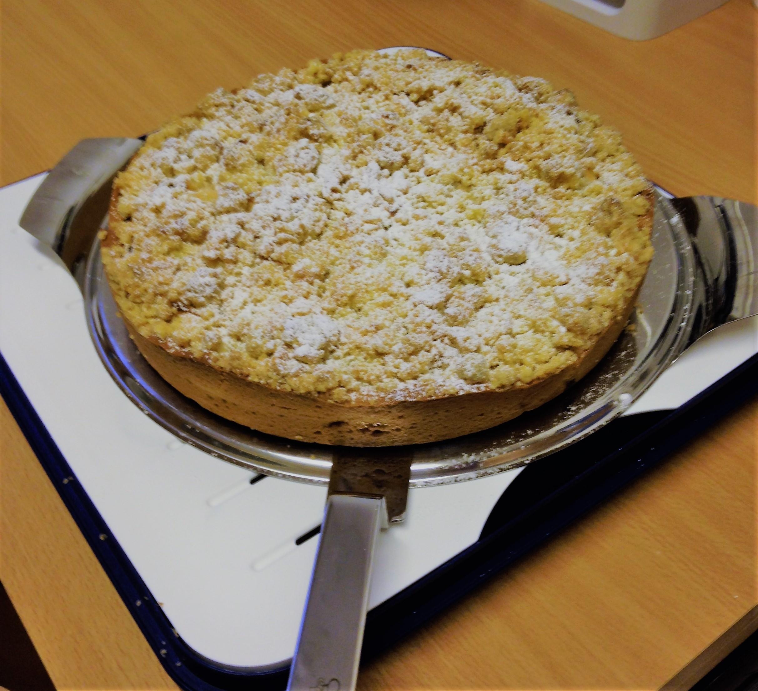 #kuchen #lieblingskuchen Wochenende = Kuchenzeit! Apfelkuchen mit Steusel darf auf unserer Kaffeetafel nicht fehlen !