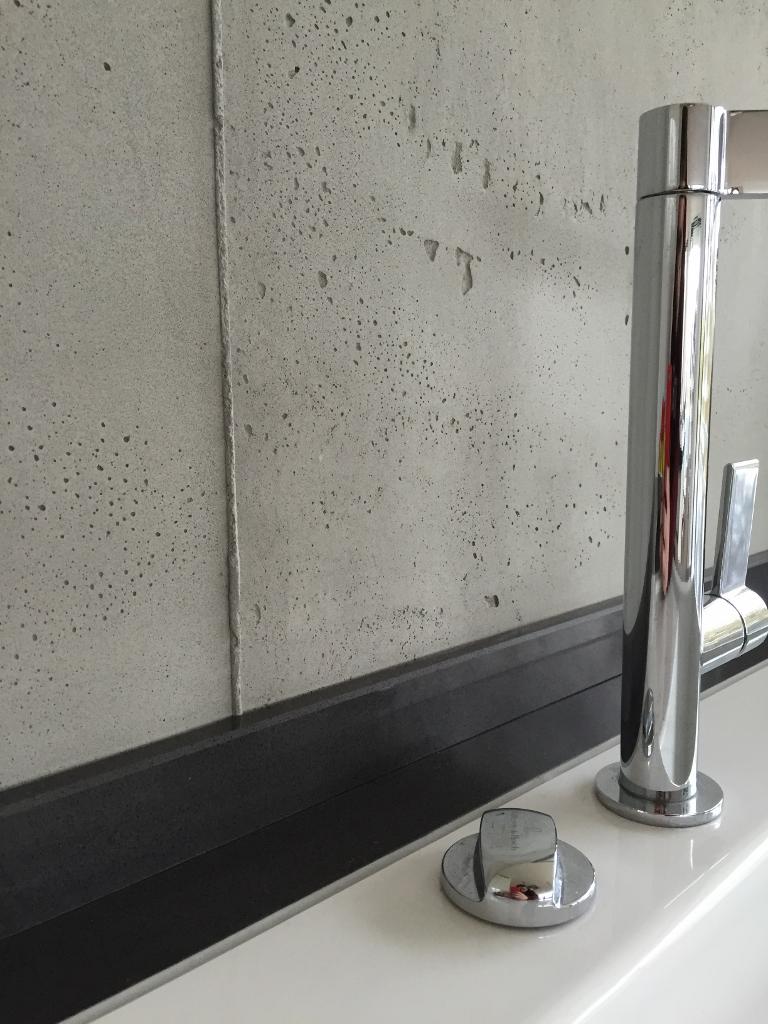 Küche in Betonoptik #betonoptikwandgestaltung ©Ursula Kohlmann