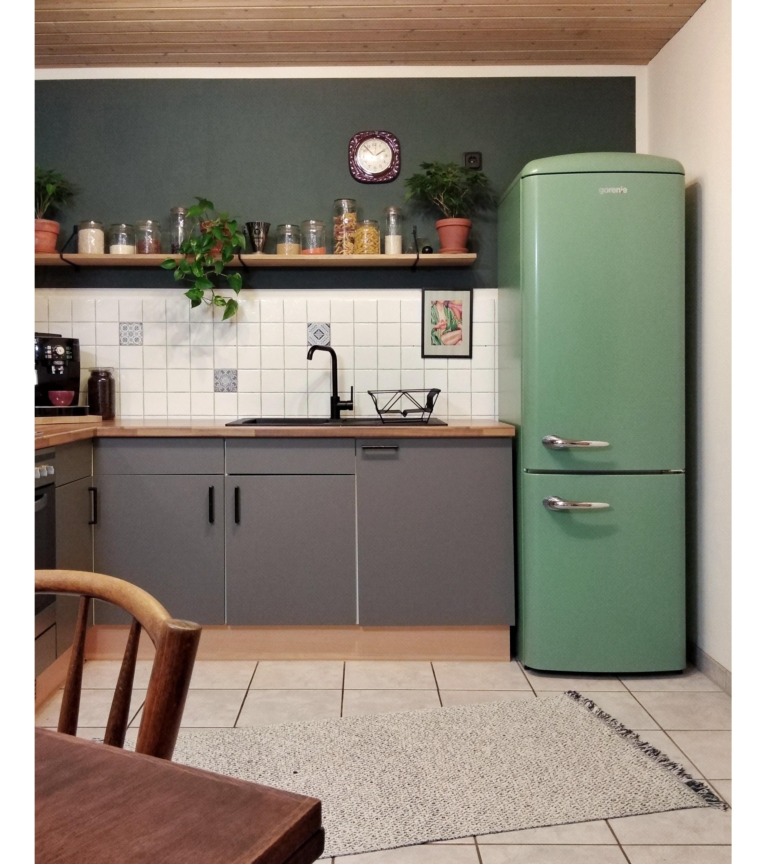 Küchenliebe bzw. Kühlschrankliebe 💚 #küche #retrokühlschrank #greenlove 