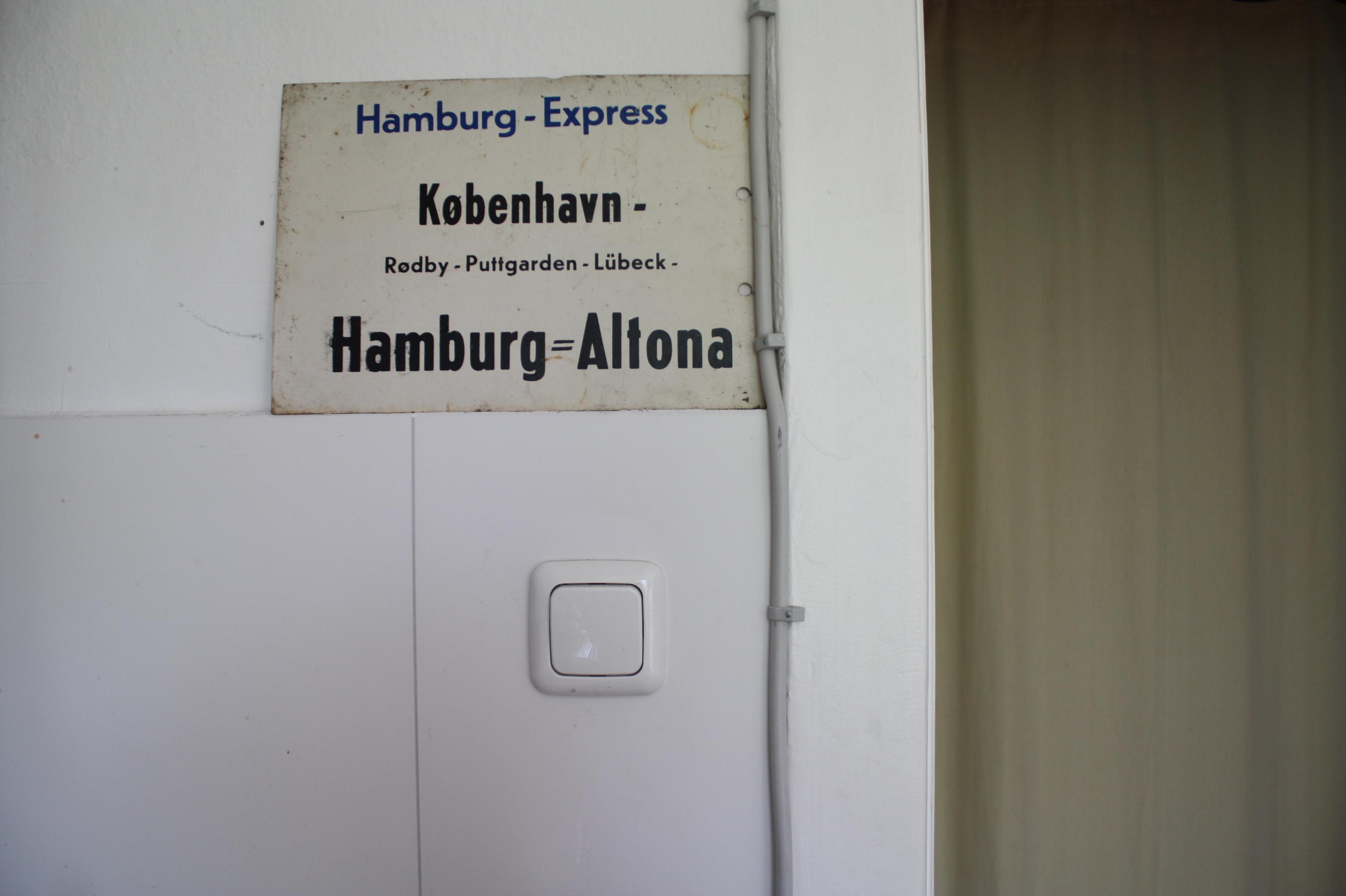 Küchenträume.
#Hamburg ' Kopenhagen #dänischesdesign #scandinavianstyle #zitronengelb