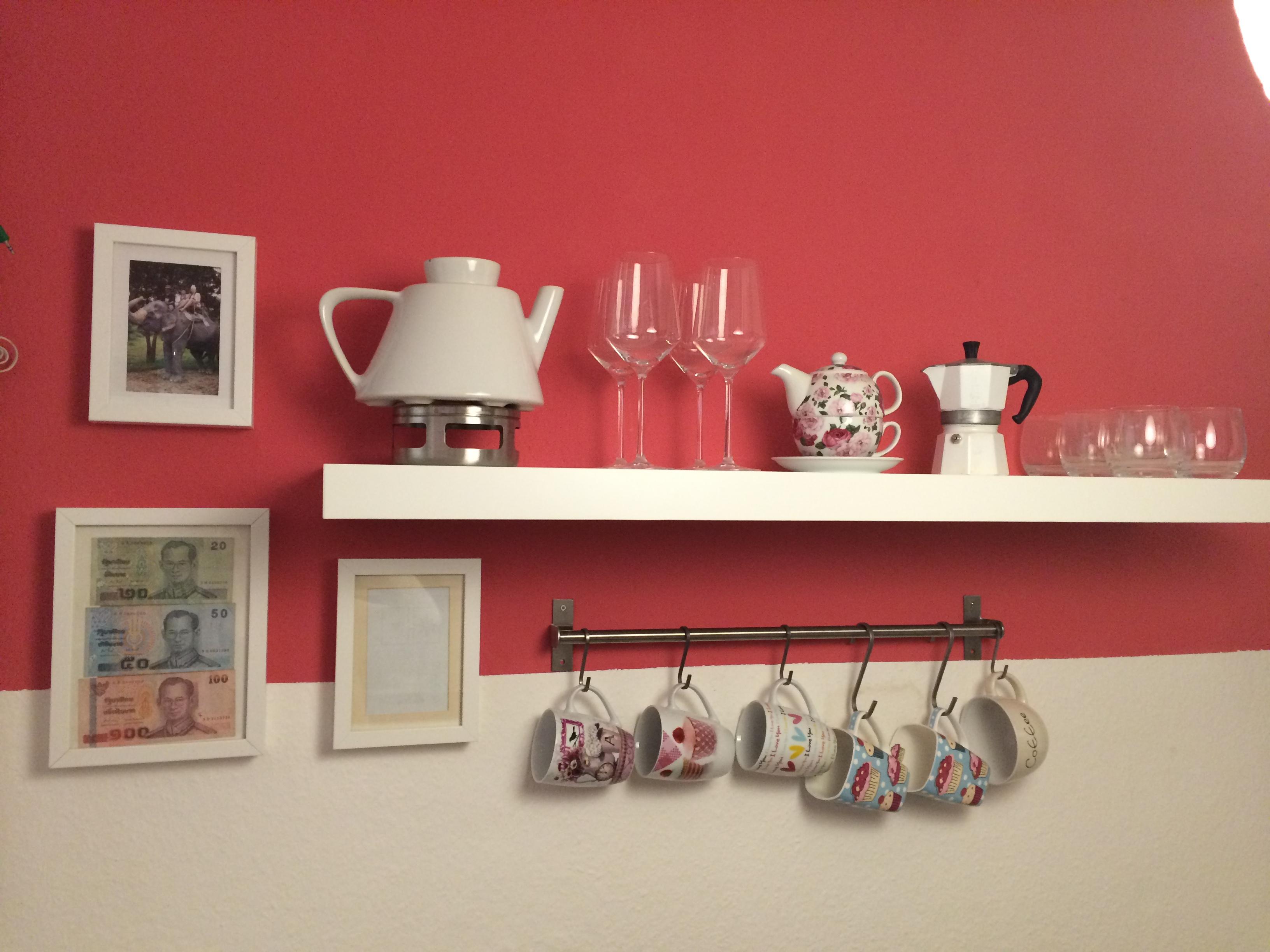 Küchenwand sin-&stilvoll genutzt #ikea #bilder ©Laura Schumm
