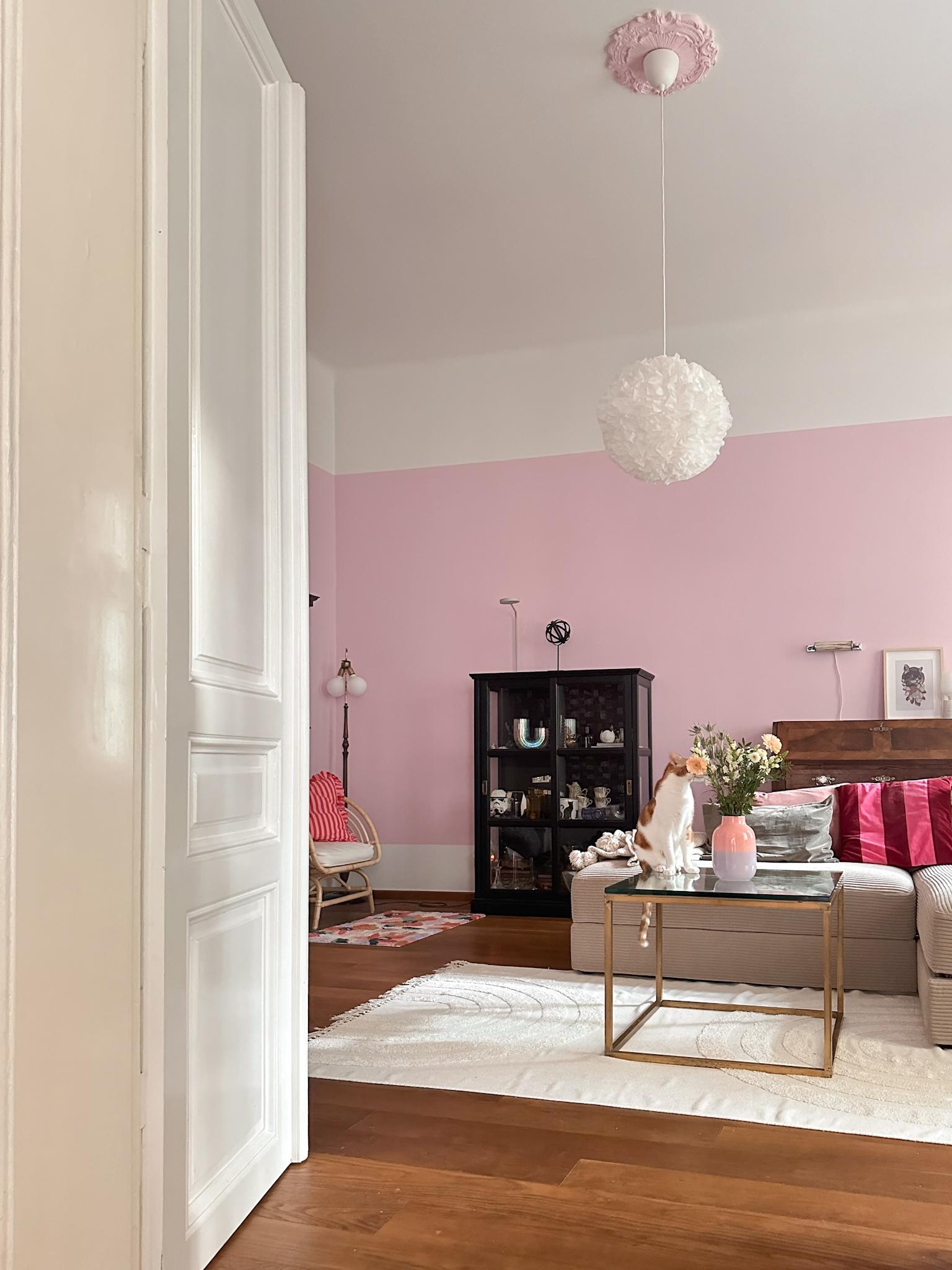 #lampe #livingchallenge #wohnzimmer  #rosa #bunt #altbau