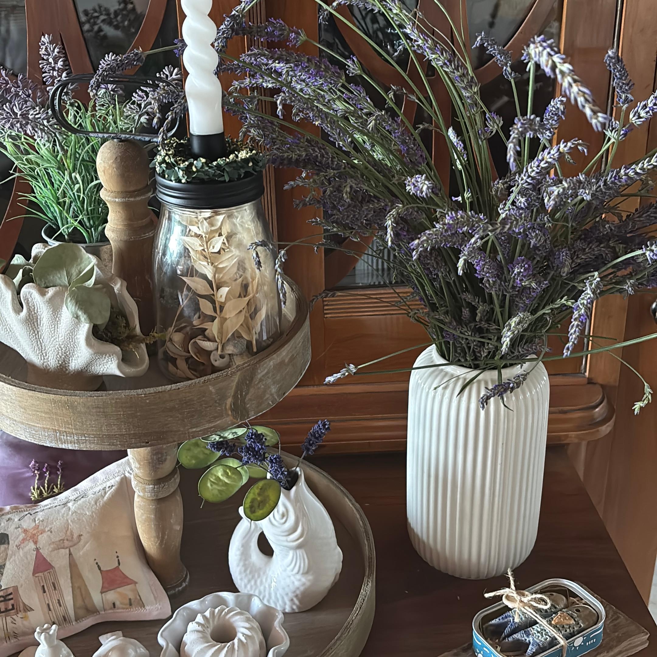 Lavendelliebe #tischdeko #etagere #lavendel #lavendelliebe 
