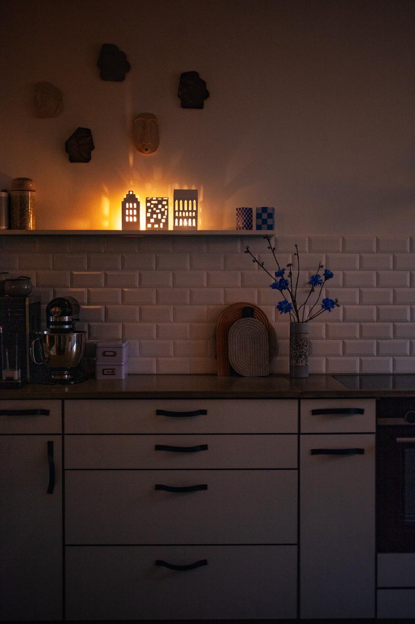 Lichte Momente!

#Küche #Metrofliesen #Lichthäuser #Licht #Kerze
