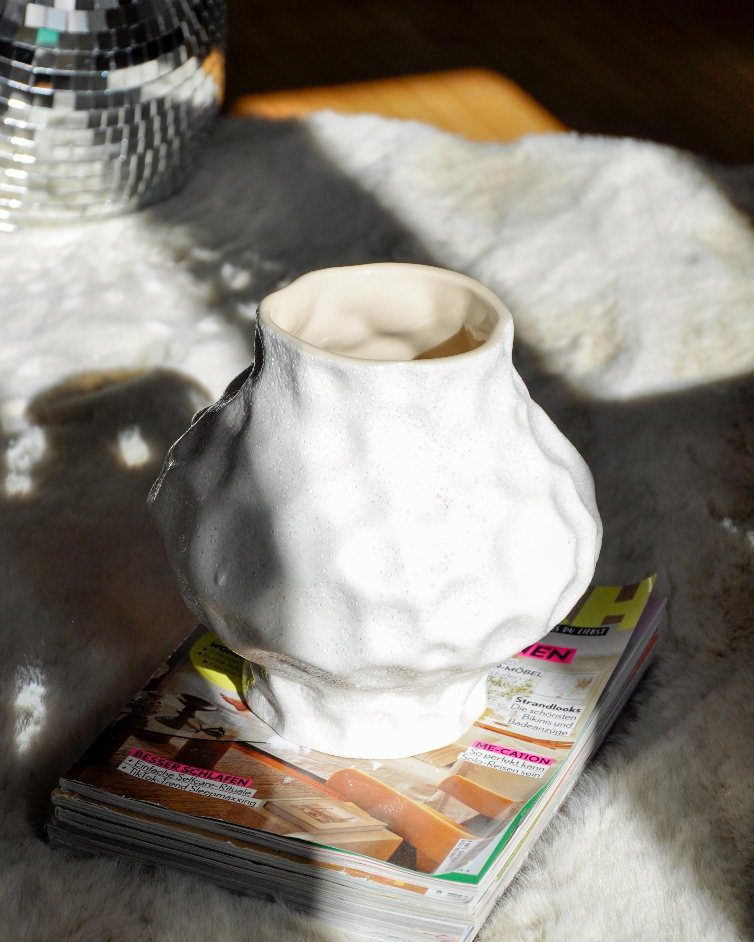 Liebe diese Vase 🤍
#vase #hmhome #deko