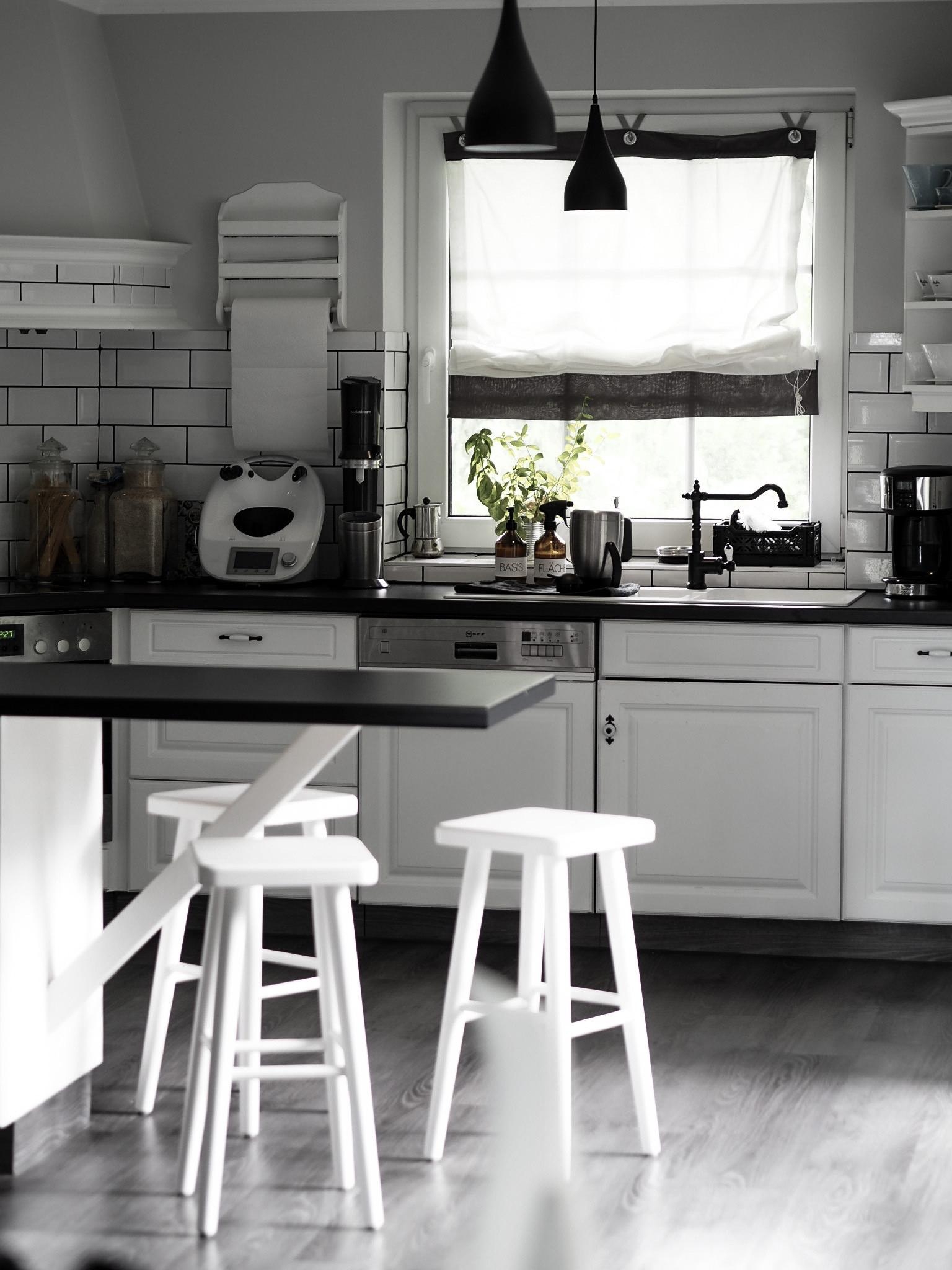 Liebe Grüße aus der Küche #couchstyle#interiordesign#landhausstil#myinterior#kitchen#kitchenstories 