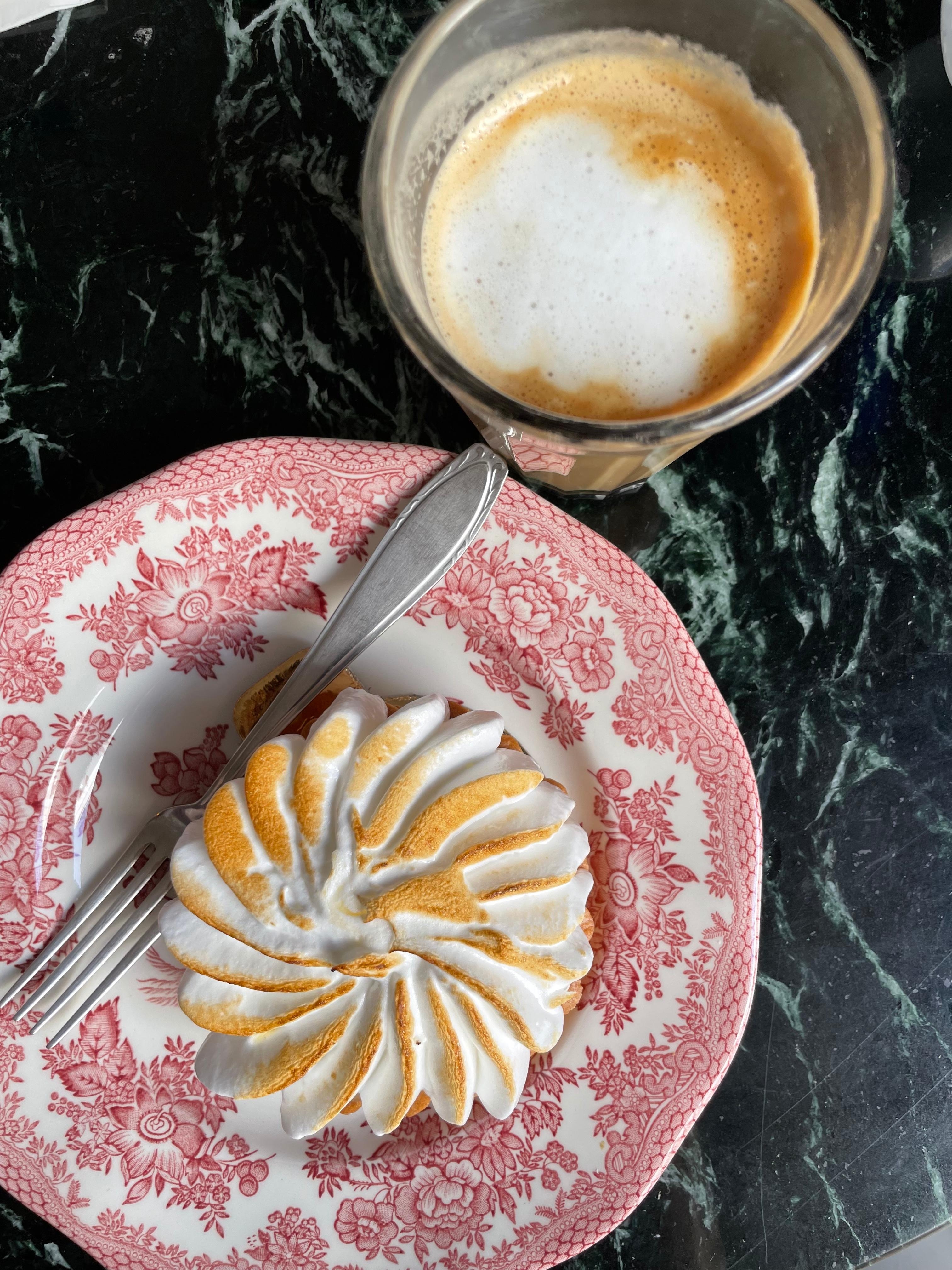 Lieblingsbohne und Tarte au citron 🤍 #Kaffeeliebe #Livingchallenge